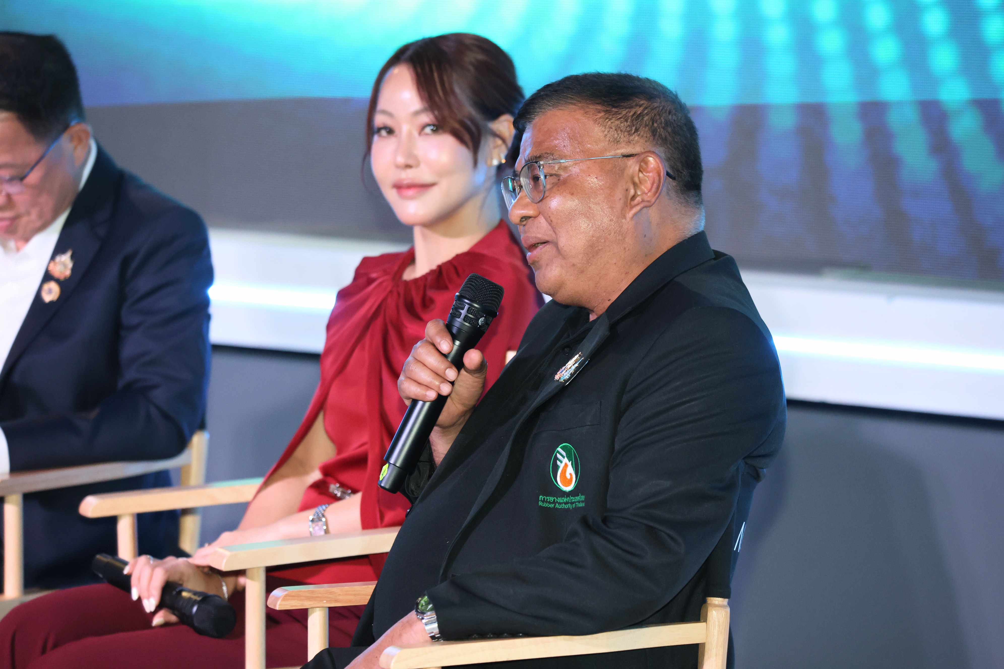 title - สพท. ร่วมงาน MOU ขับเคลื่อนพัฒนาธุรกิจ เทคโนโลยี และส่งเสริมตลาดอุตสาหกรรมเกษตรไทย
