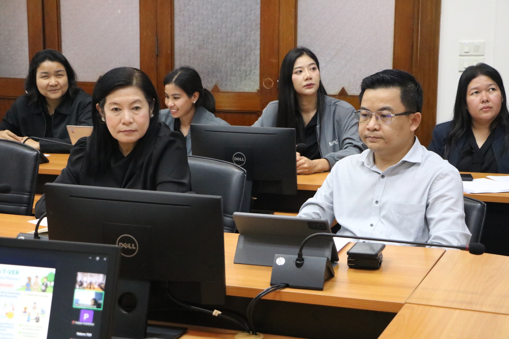 title - สพท. ร่วมประชุมหารือร่วมกับองค์การบริหารจัดการก๊าซเรือนกระจก (องค์การมหาชน) เพื่อพัฒนามาตรฐานและแนวทางโครงการคาร์บอนเครดิตในพื้นที่ปฏิรูปที่ดิน