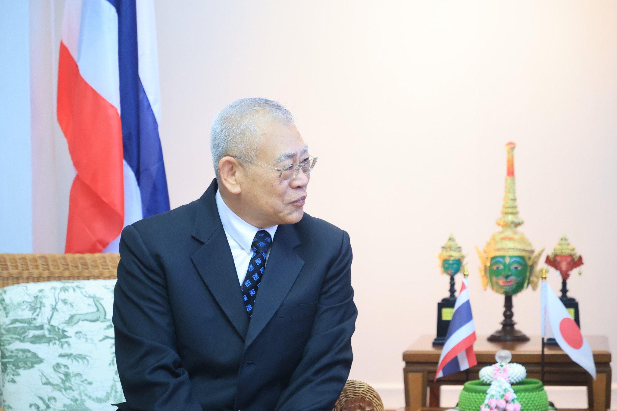 title - ผอ.สพท. ร่วมรับผู้แทนกระทรวงเกษตรฯ ญี่ปุ่น (MAFF) เข้าคารวะอดีตรมว.กษ. ไทย หนุนเกษตรเป็นรากฐานความมั่นคงระดับชาติ