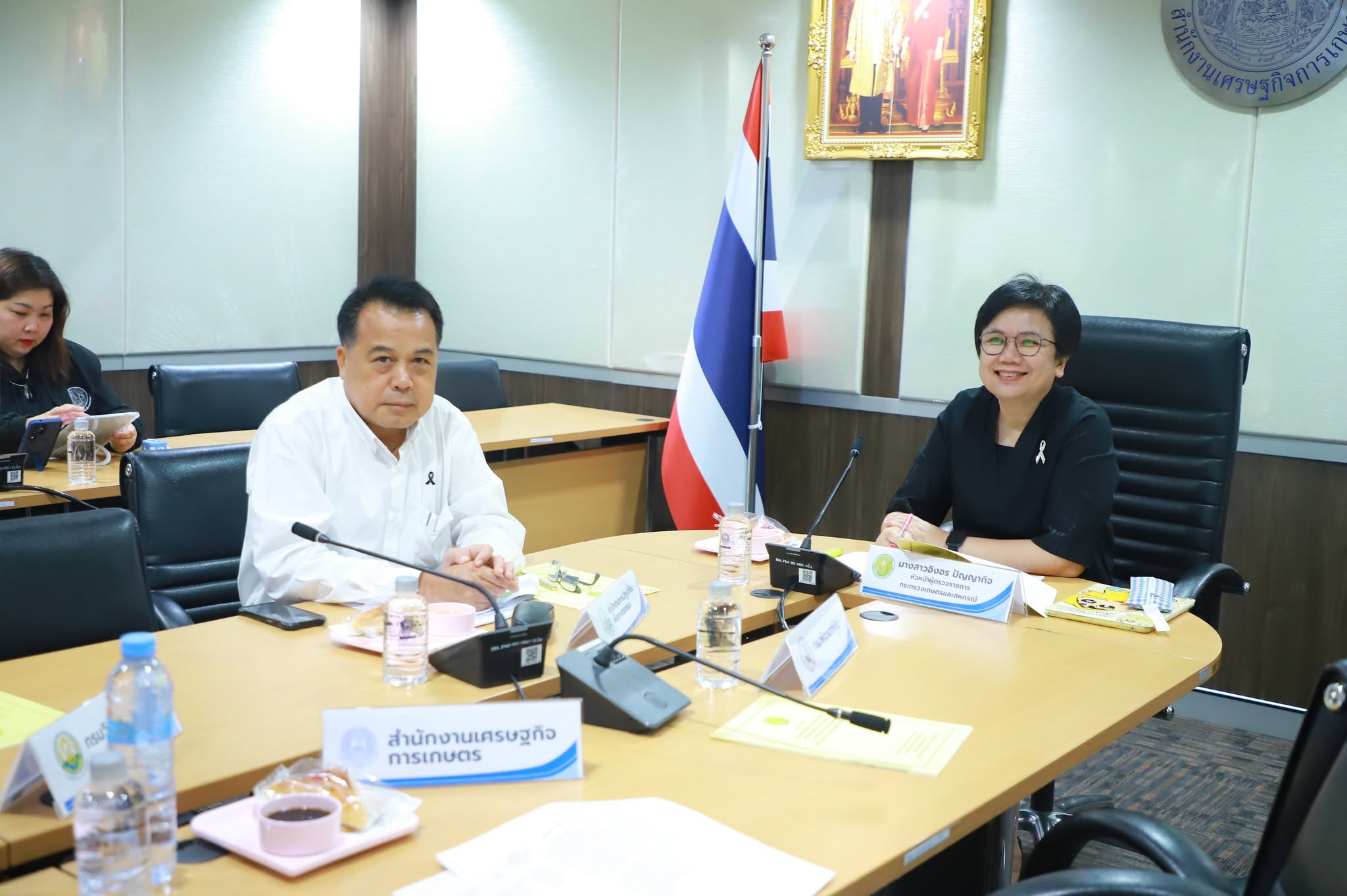 title - กพก. ติดตาม รธก. ประชุมหารือเพื่อพิจารณาให้ความคิดเห็นต่อข้อสังเกตุและข้อเสนอแนะ สว. ต่อประเด็นวิกฤตการณ์ปุ๋ยจากการสู้รบในภูมิภาคตะวันออกกลาง