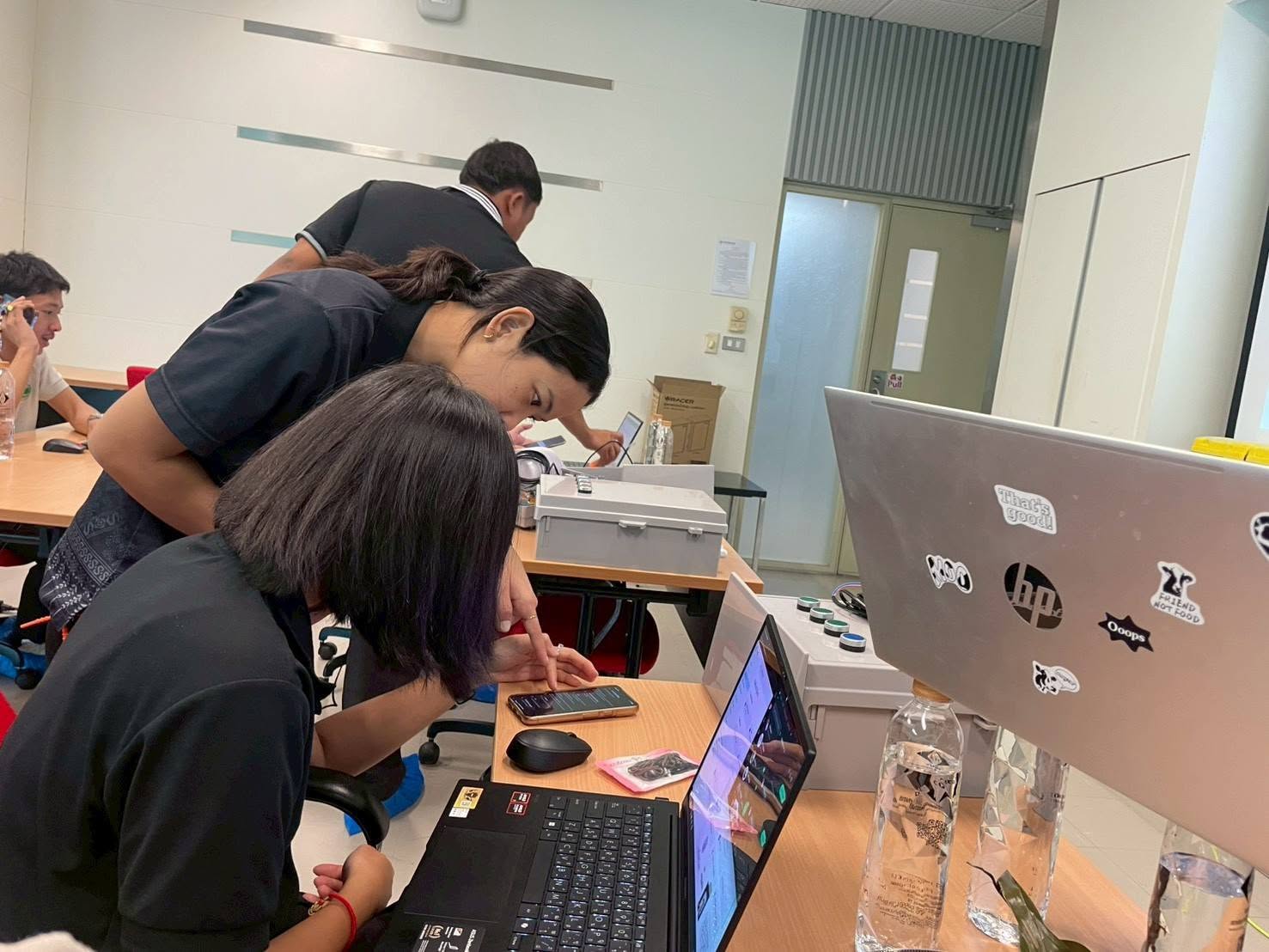 title - ส.ป.ก. ร่วมกับสถาบันมาตรวิทยา แลกเปลี่ยนเรียนรู้และฝึกปฏิบัติเทคโนโลยีนวัตกรรมเกษตร (IoT) เตรียมความพร้อมพัฒนาเกษตรกรในเขตปฏิรูปที่ดิน