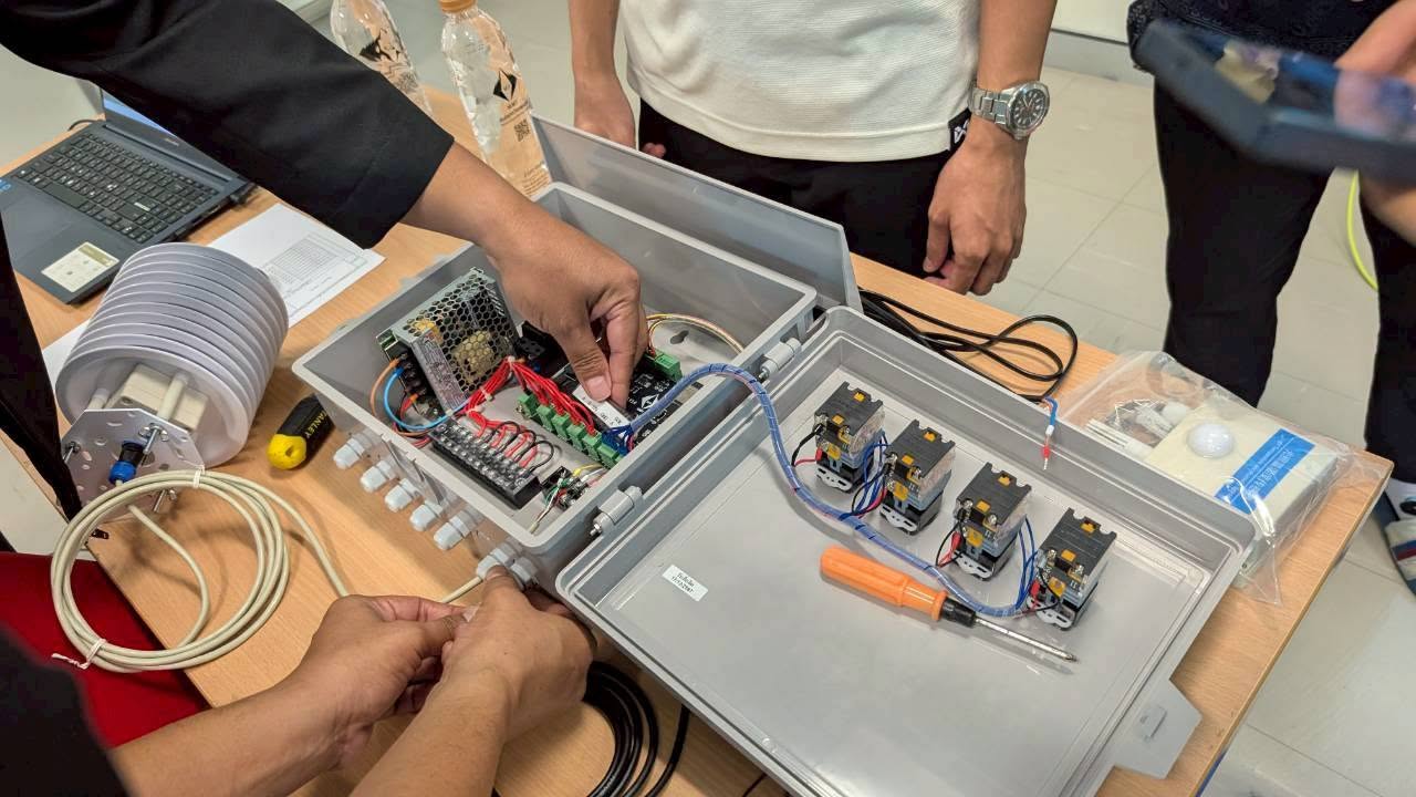 title - ส.ป.ก. ร่วมกับสถาบันมาตรวิทยา แลกเปลี่ยนเรียนรู้และฝึกปฏิบัติเทคโนโลยีนวัตกรรมเกษตร (IoT) เตรียมความพร้อมพัฒนาเกษตรกรในเขตปฏิรูปที่ดิน