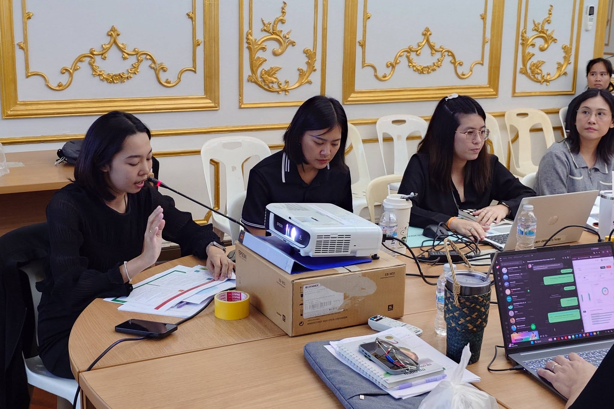 title - สพท. ถอดบทเรียนการลงพื้นที่ติดตามผลการดำเนินงานรายกลุ่ม ปีงบประมาณ 2569