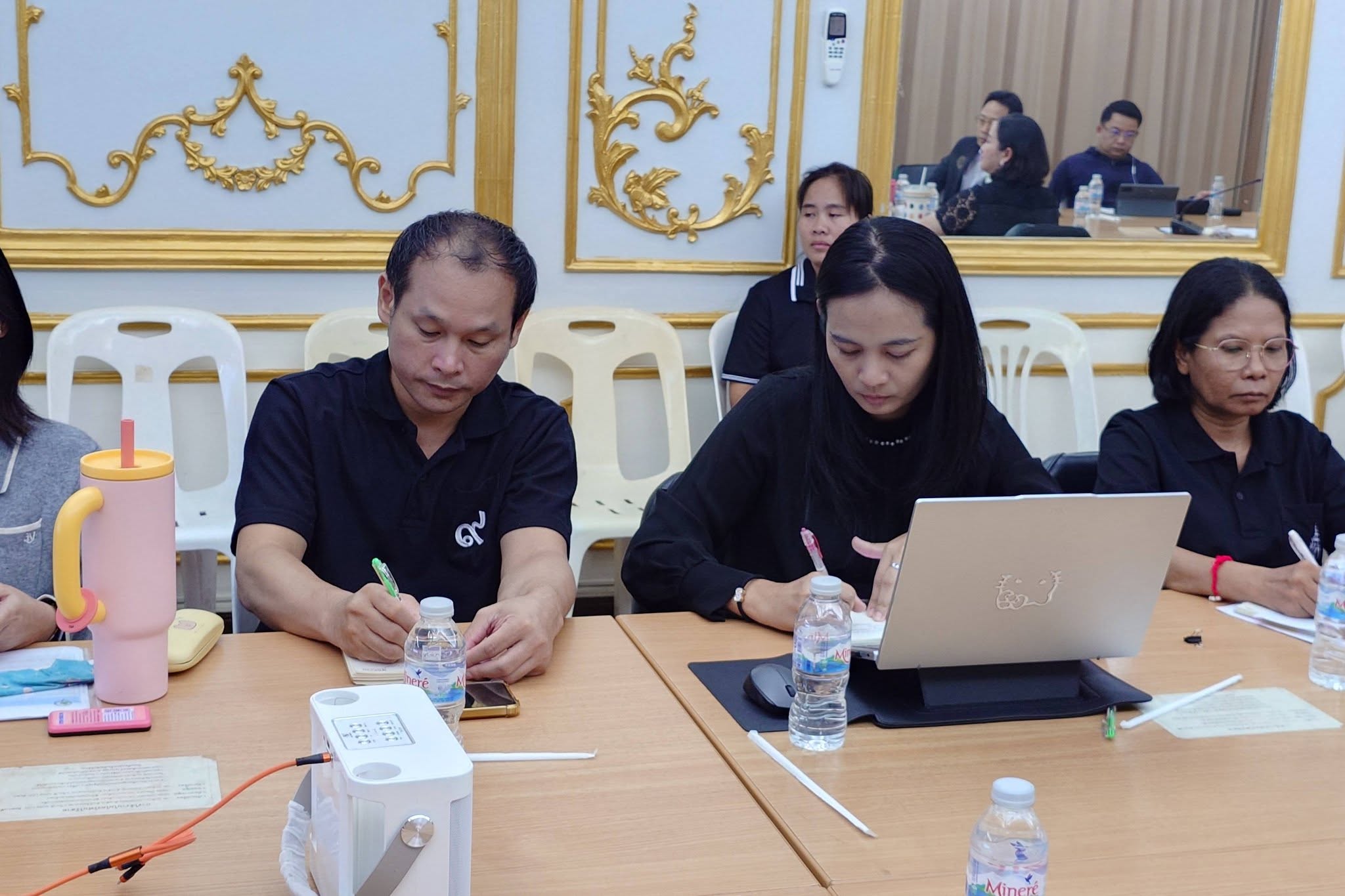 title - สพท. ถอดบทเรียนการลงพื้นที่ติดตามผลการดำเนินงานรายกลุ่ม ปีงบประมาณ 2569