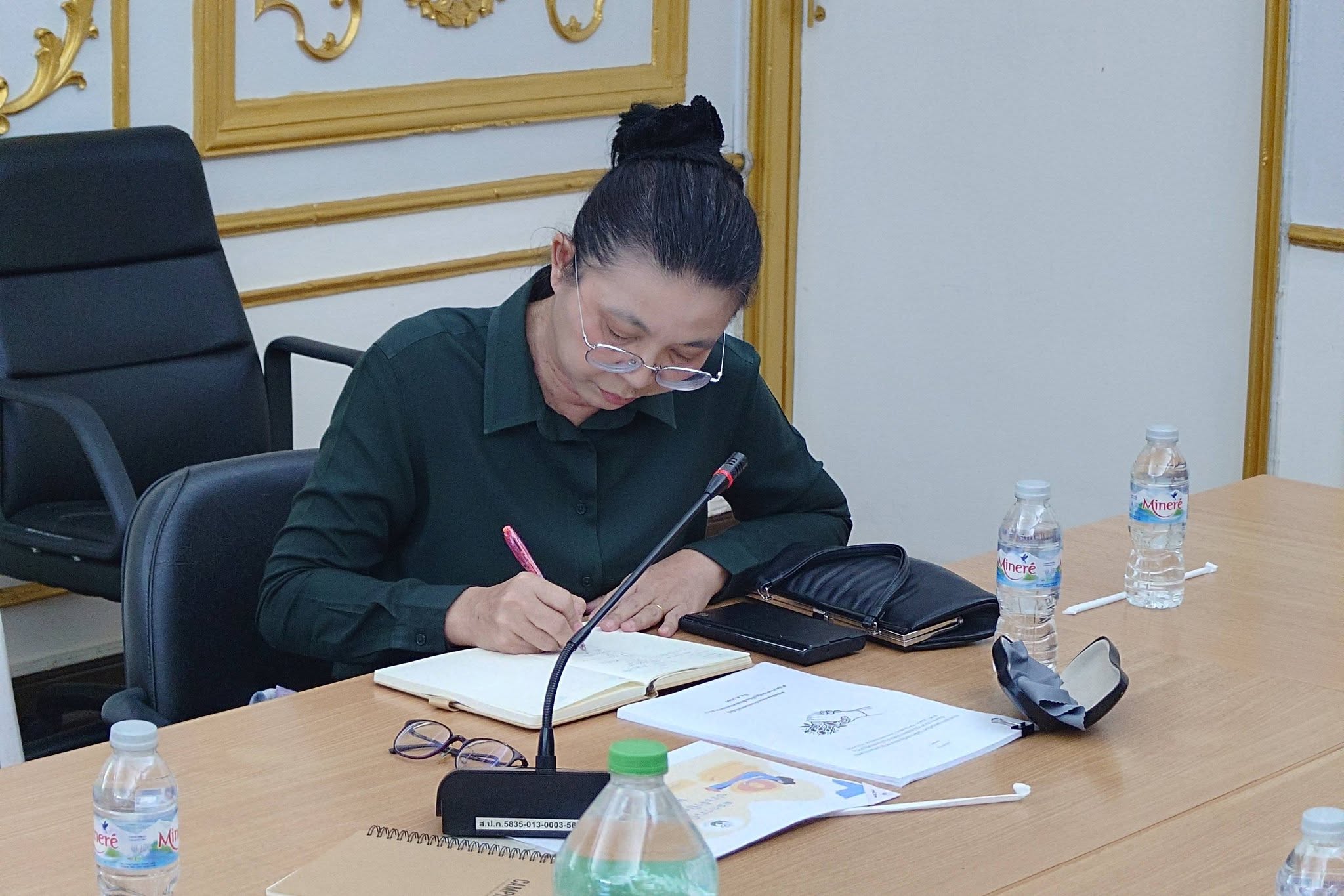 title - สพท. ถอดบทเรียนการลงพื้นที่ติดตามผลการดำเนินงานรายกลุ่ม ปีงบประมาณ 2569