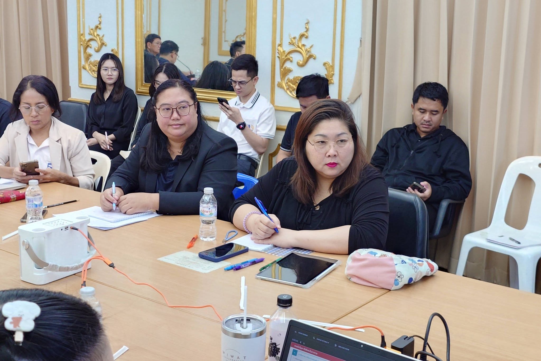 title - สพท. ถอดบทเรียนการลงพื้นที่ติดตามผลการดำเนินงานรายกลุ่ม ปีงบประมาณ 2569