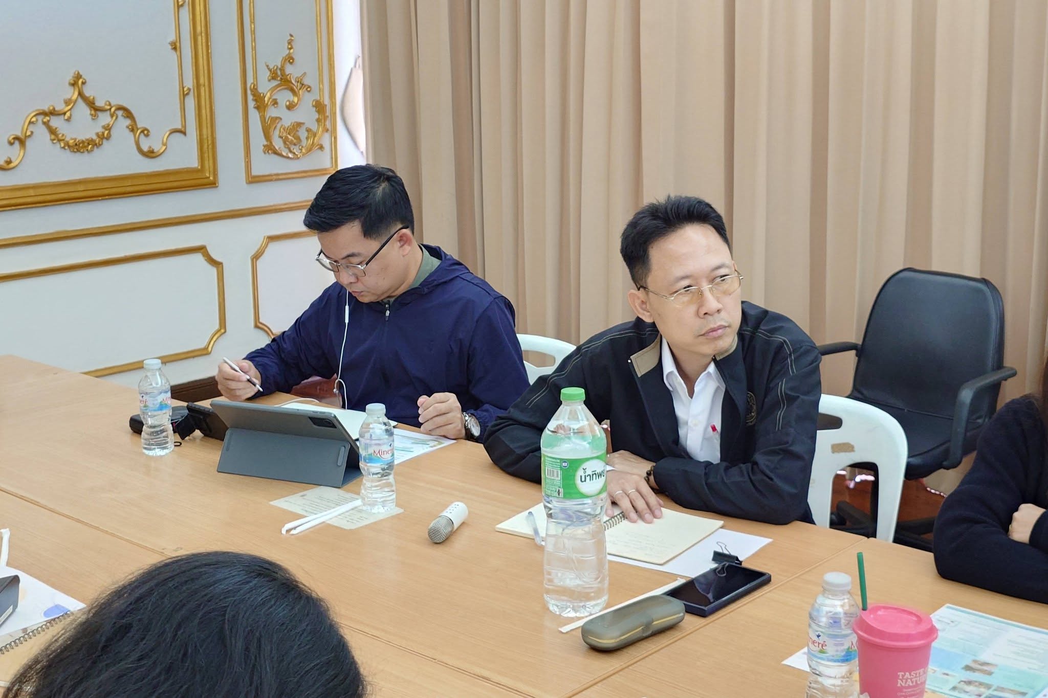 title - สพท. ถอดบทเรียนการลงพื้นที่ติดตามผลการดำเนินงานรายกลุ่ม ปีงบประมาณ 2569