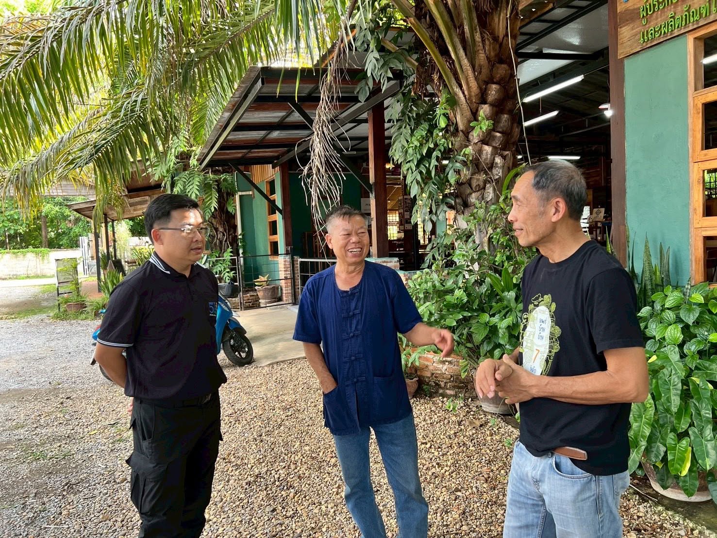 title - กพก. ลงพื้นที่จังหวัดแพร่ ศึกษา แลกเปลี่ยน เพื่อเตรียมพร้อมการจัดอบรม “สร้างและพัฒนาผู้นำ ยุทธศาสตร์ เศรษฐกิจสีเขียว”
