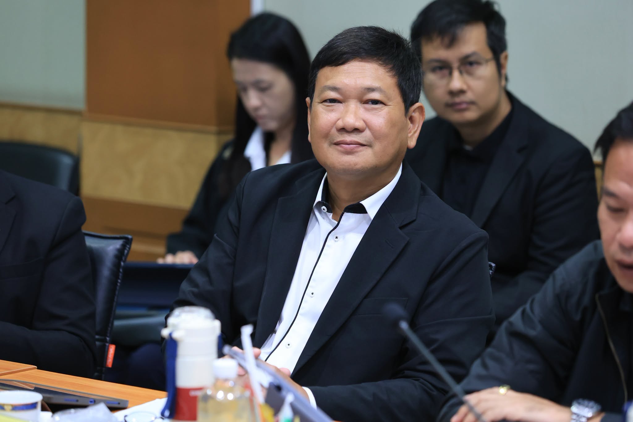 สพท. ร่วมประชุมขับเคลื่อนนโยบายสำคัญของ รมว.กษ. ครั้งที่ 7/2569 “ยกระดับสิทธิโฉนดเพื่อการเกษตร ปักหมุดพืชเศรษฐกิจใหม่ โกโก้ แก้ปัญหาราคาปศุสัตว์ครบวงจร”