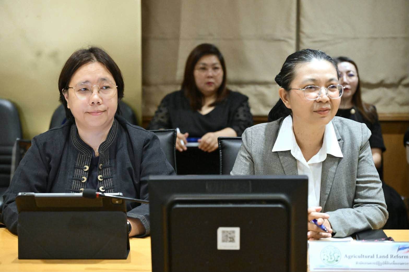title - ส.ป.ก. ร่วมประชุมรับฟัง FAO เสนอผลศึกษาความเสี่ยงภูมิอากาศชนบทไทย พร้อมหลากหน่วยงานร่วมระดมความเห็นพัฒนานโยบาย