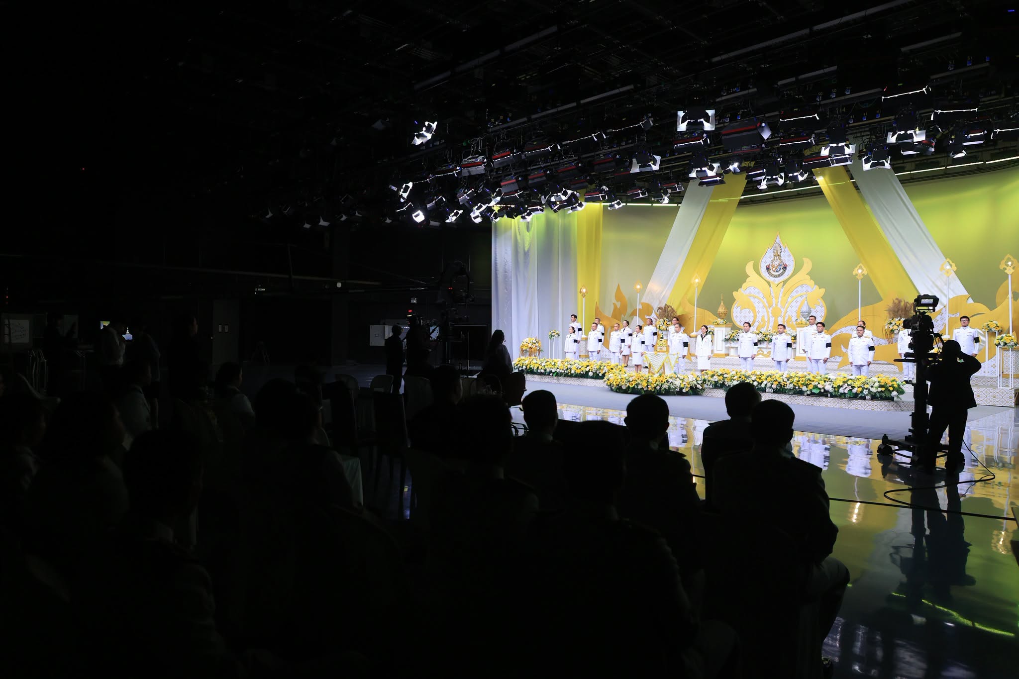 title - ผชช. สพท. ร่วมบันทึกเทปถวายพระพรชัยมงคล เนื่องในโอกาสมหามงคลเฉลิมพระชนมพรรษา 74 พรรษา พระบาทสมเด็จพระปรเมนทรรามาธิบดีศรีสินทร มหาวชิราลงกรณ พระวชิรเกล้าเจ้าอยู่หัว