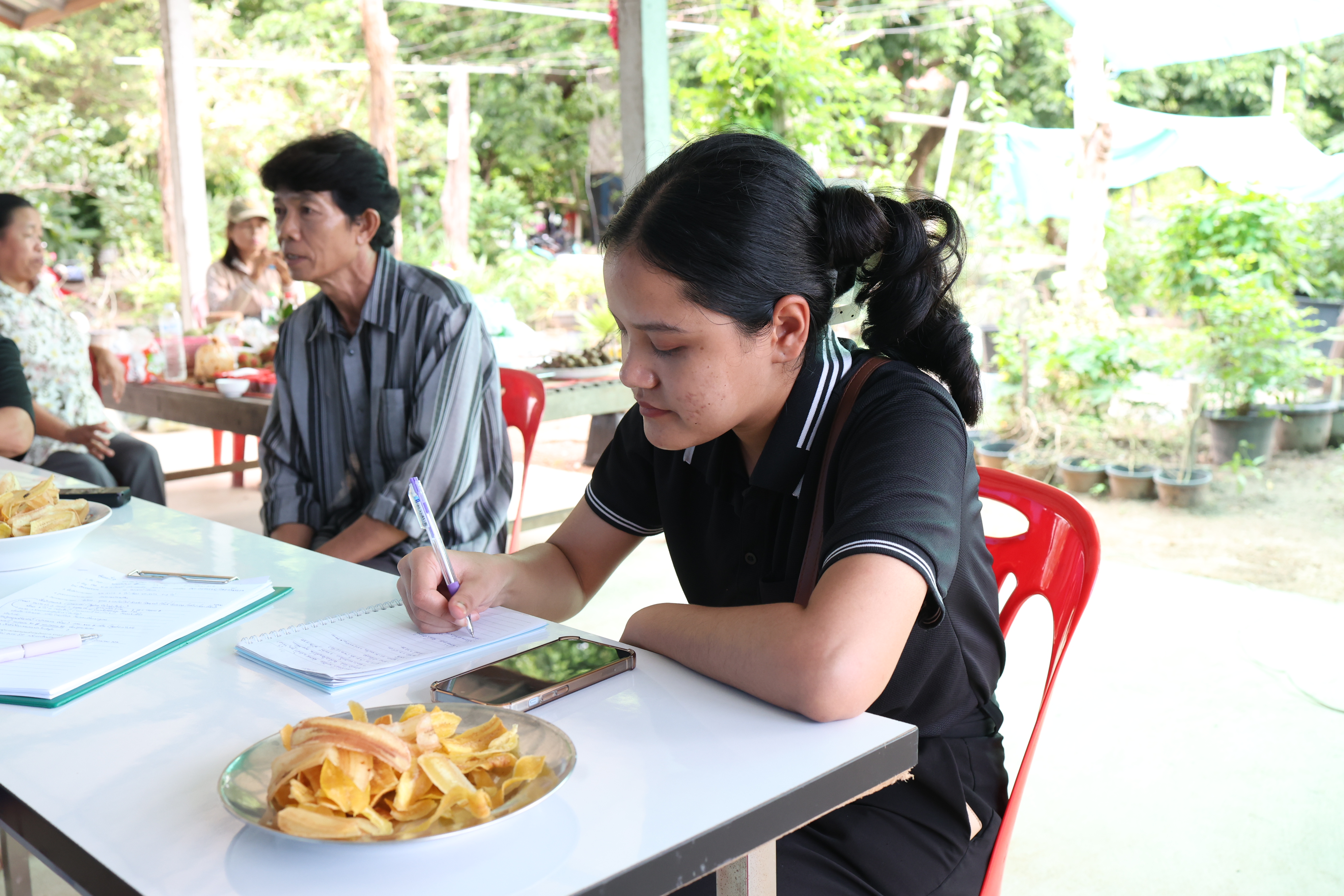 title - กพม. ติดตามปราดเปรื่องต้นแบบสกลนคร ชูไม้ผลเน้นเกษตรผสมผสานสร้างความยั่งยืน