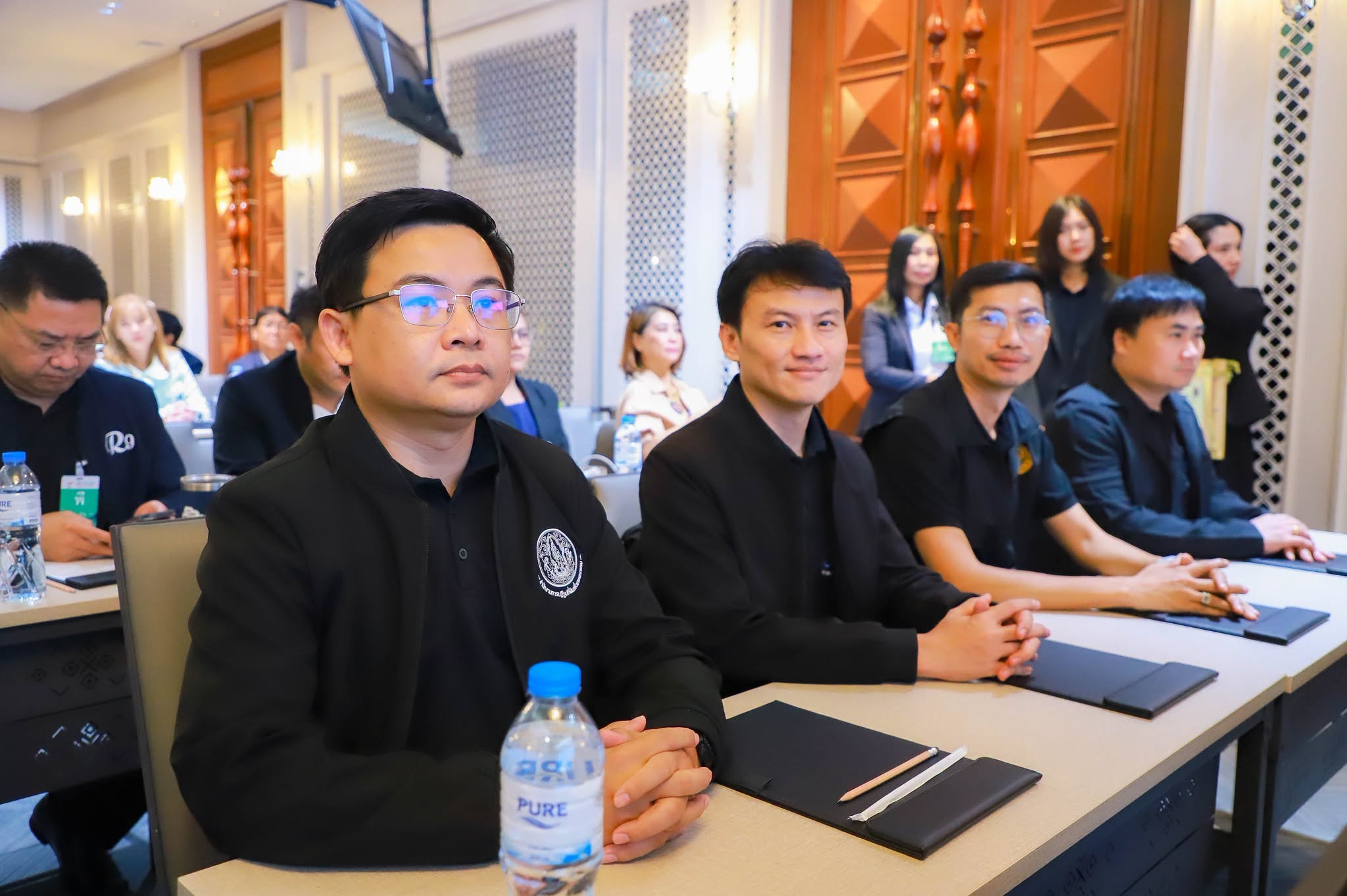 title - สพท. ร่วมงาน MOU ระหว่าง ส.ป.ก. และ มูลนิธิสถาบันการสร้างชาติ 