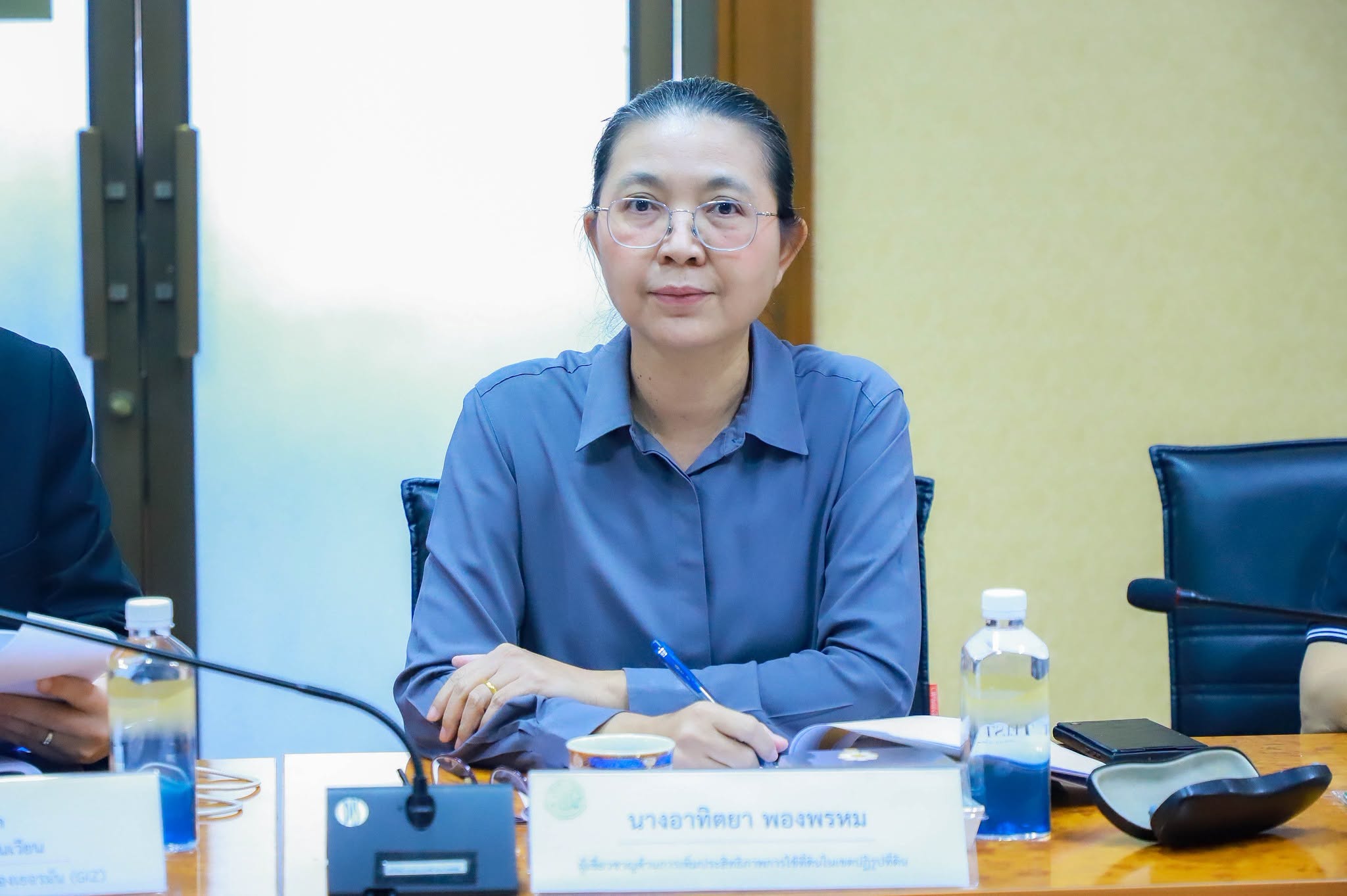 title - ผชช. นำทีม สพท. ร่วมประชุม GIZ ขับเคลื่อนพลังงานทดแทน มุ่งยกระดับเทคโนโลยีในพื้นที่ คทช. พร้อมลุยขยายผลเกษตรกรรมยั่งยืน