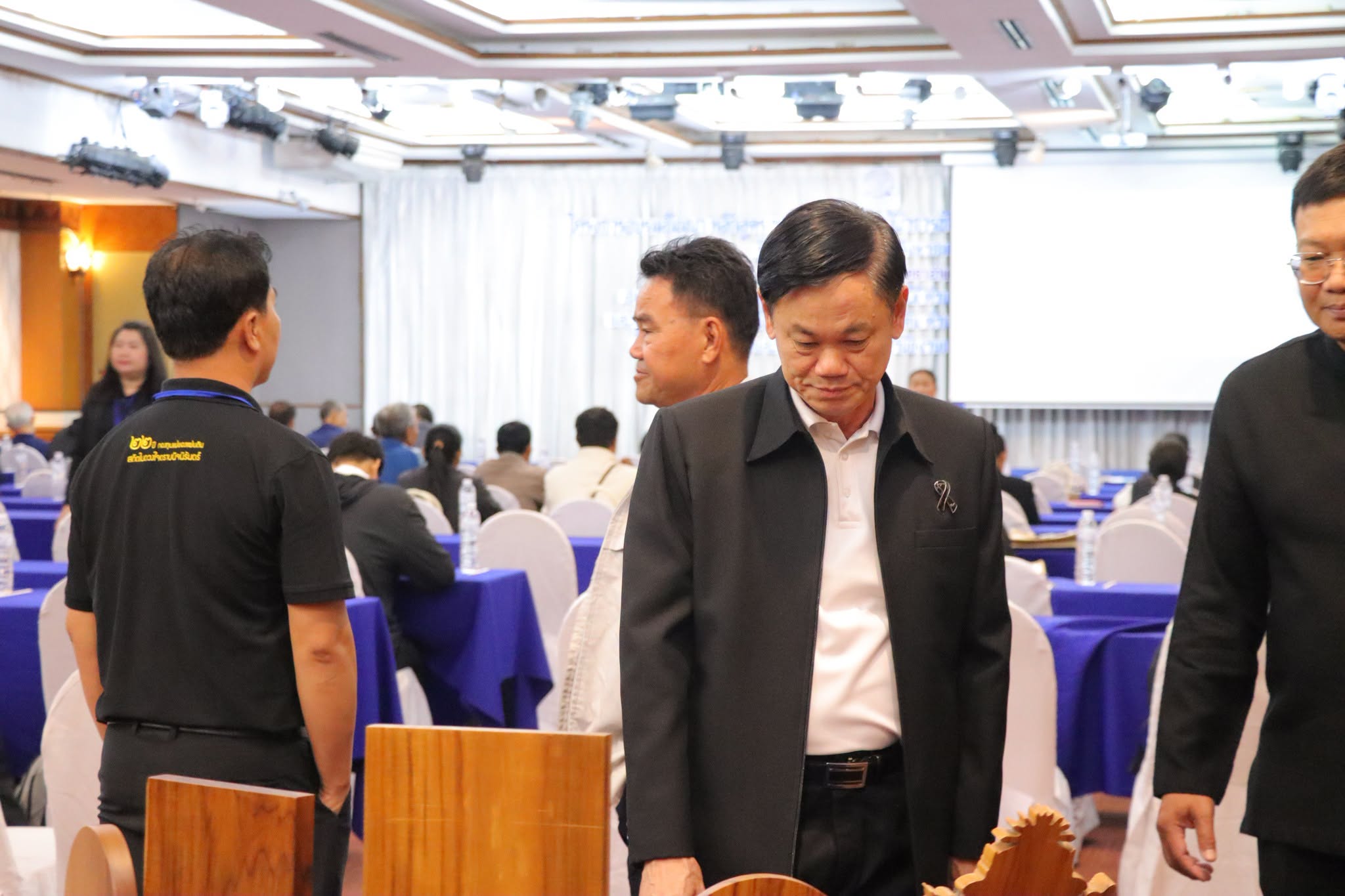 title - กพก. จัดโครงการอบรมสัมมนา หลักสูตร “สร้างและพัฒนาผู้นำการขับเคลื่อนยุทธศาสตร์เศรษฐกิจสีเขียว” รุ่นที่ 1