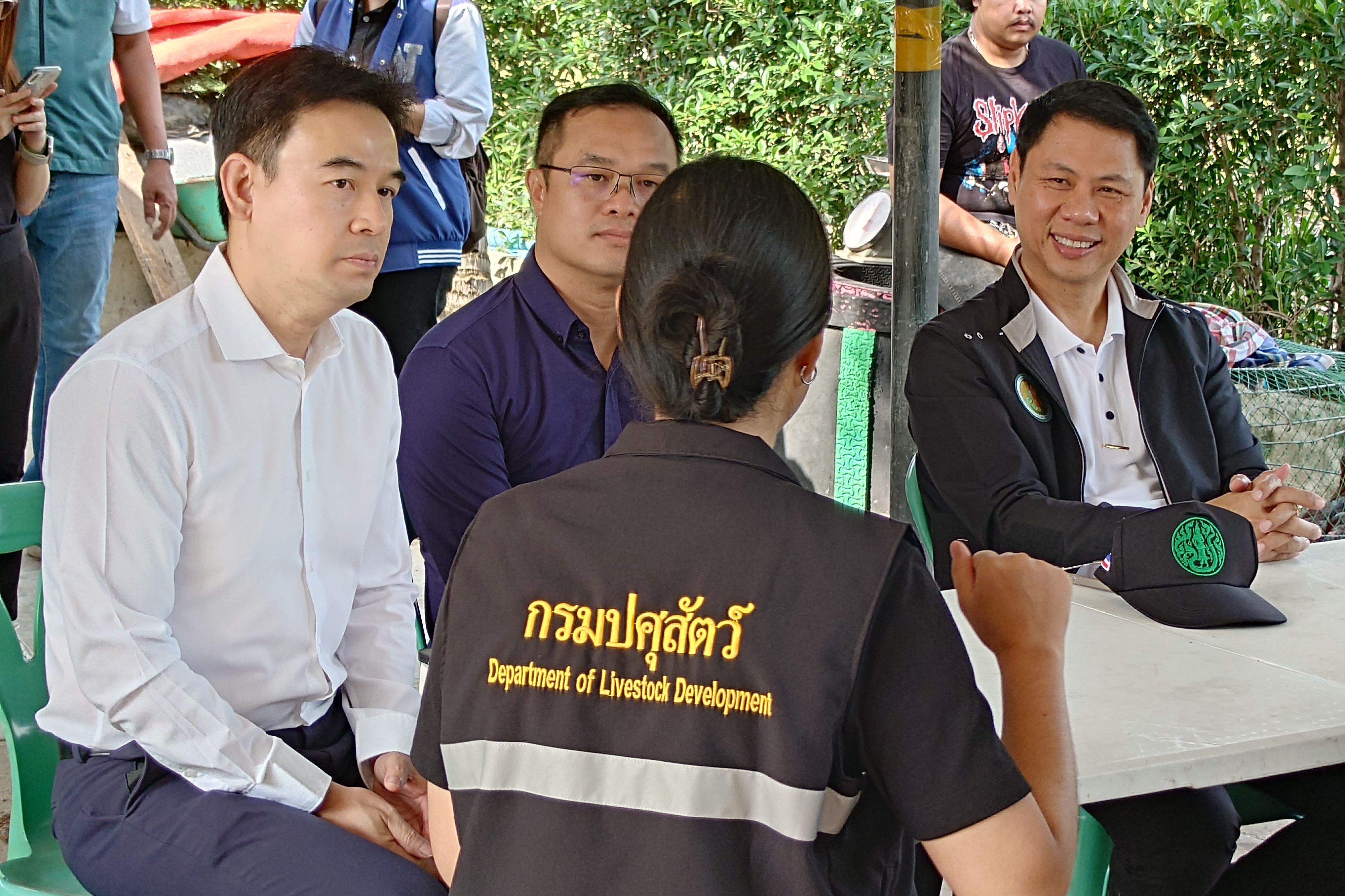 title - สพท. ร่วมคณะทำงานกระทรวงเกษตรฯ ลุยตรวจแปลงทดสอบนวัตกรรมเกษตรเขตเมือง นำร่องกรุงเทพมหานคร