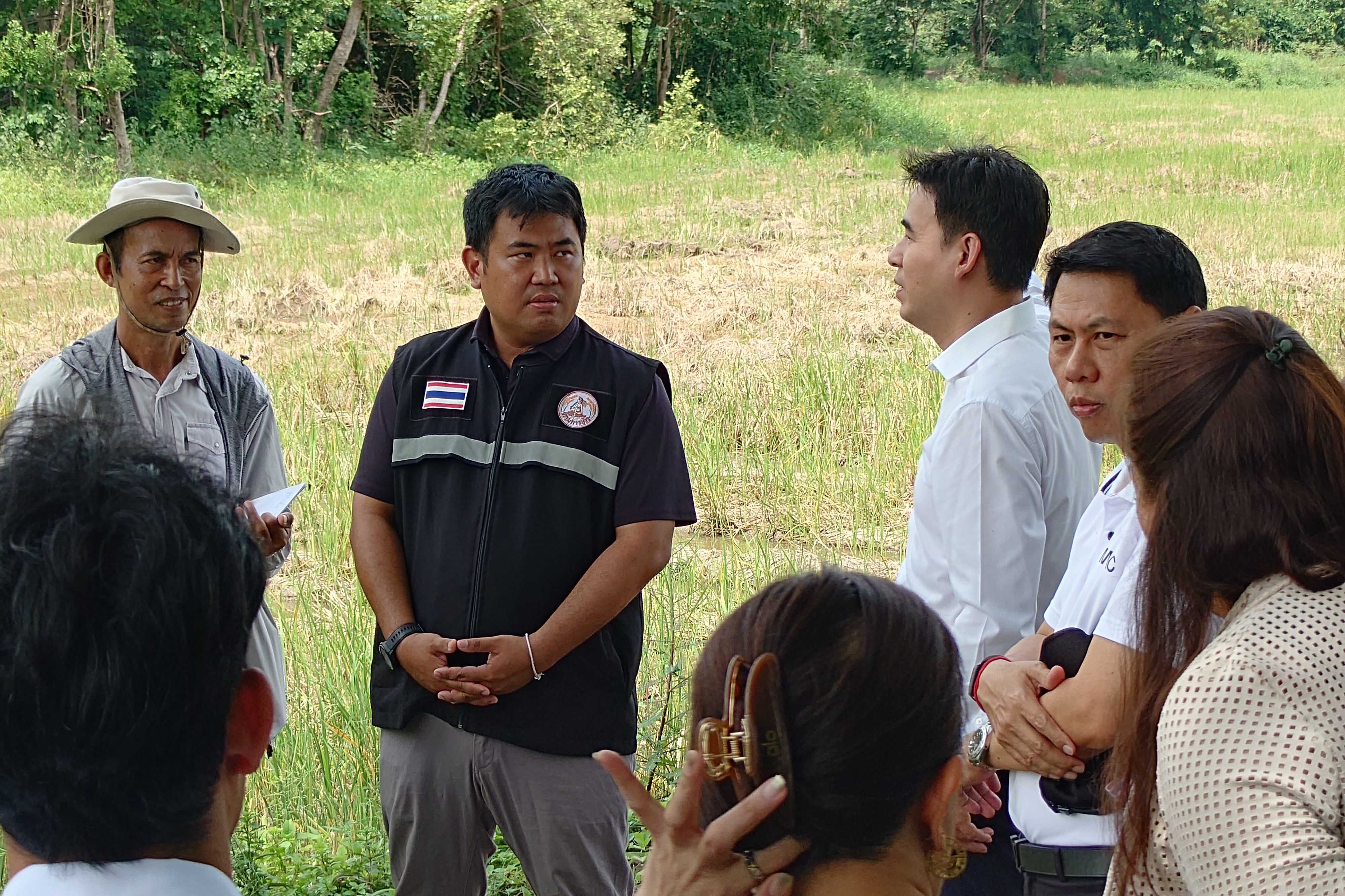 title - สพท. ร่วมคณะทำงานกระทรวงเกษตรฯ ลุยตรวจแปลงทดสอบนวัตกรรมเกษตรเขตเมือง นำร่องกรุงเทพมหานคร