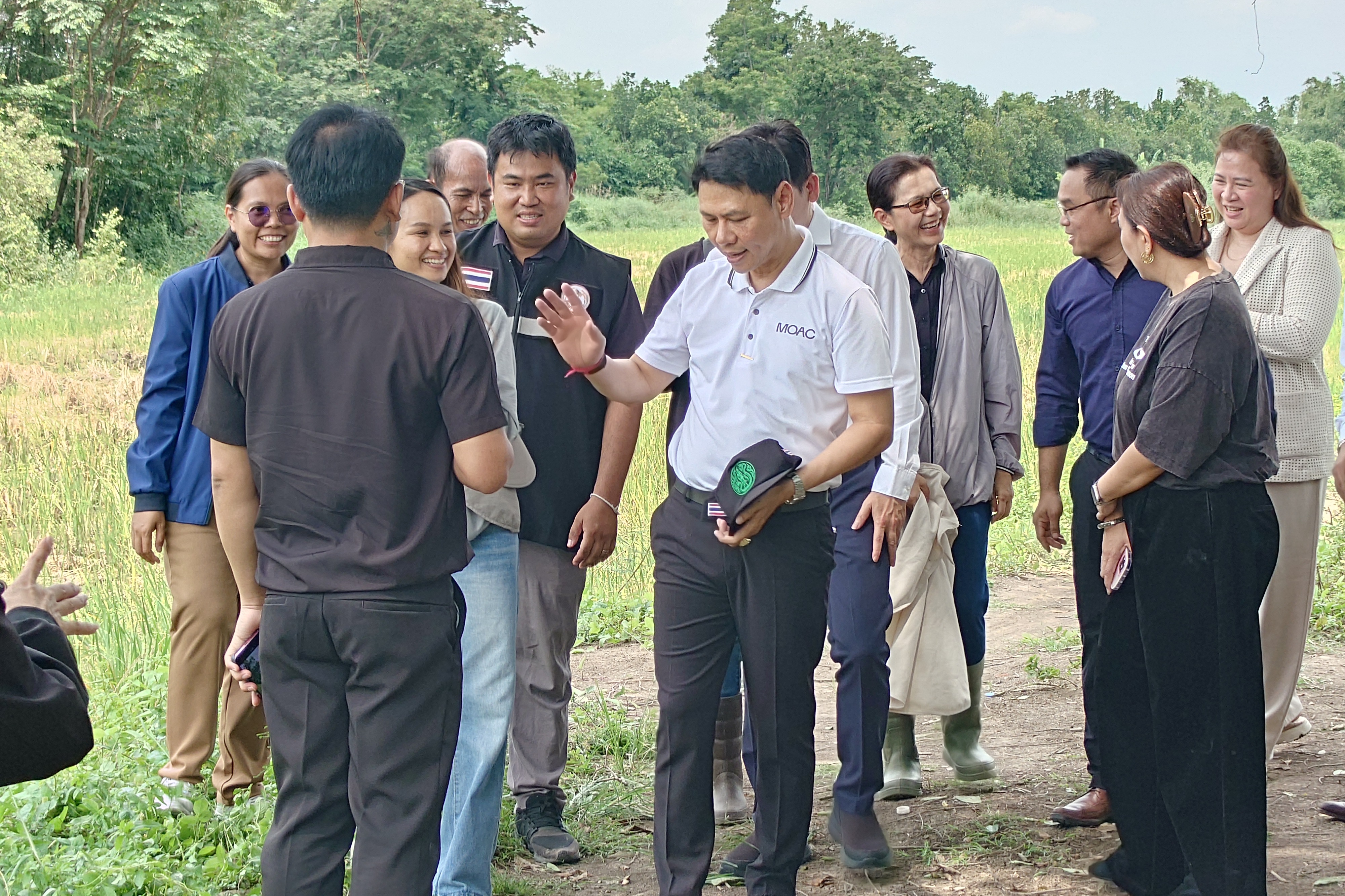 title - สพท. ร่วมคณะทำงานกระทรวงเกษตรฯ ลุยตรวจแปลงทดสอบนวัตกรรมเกษตรเขตเมือง นำร่องกรุงเทพมหานคร