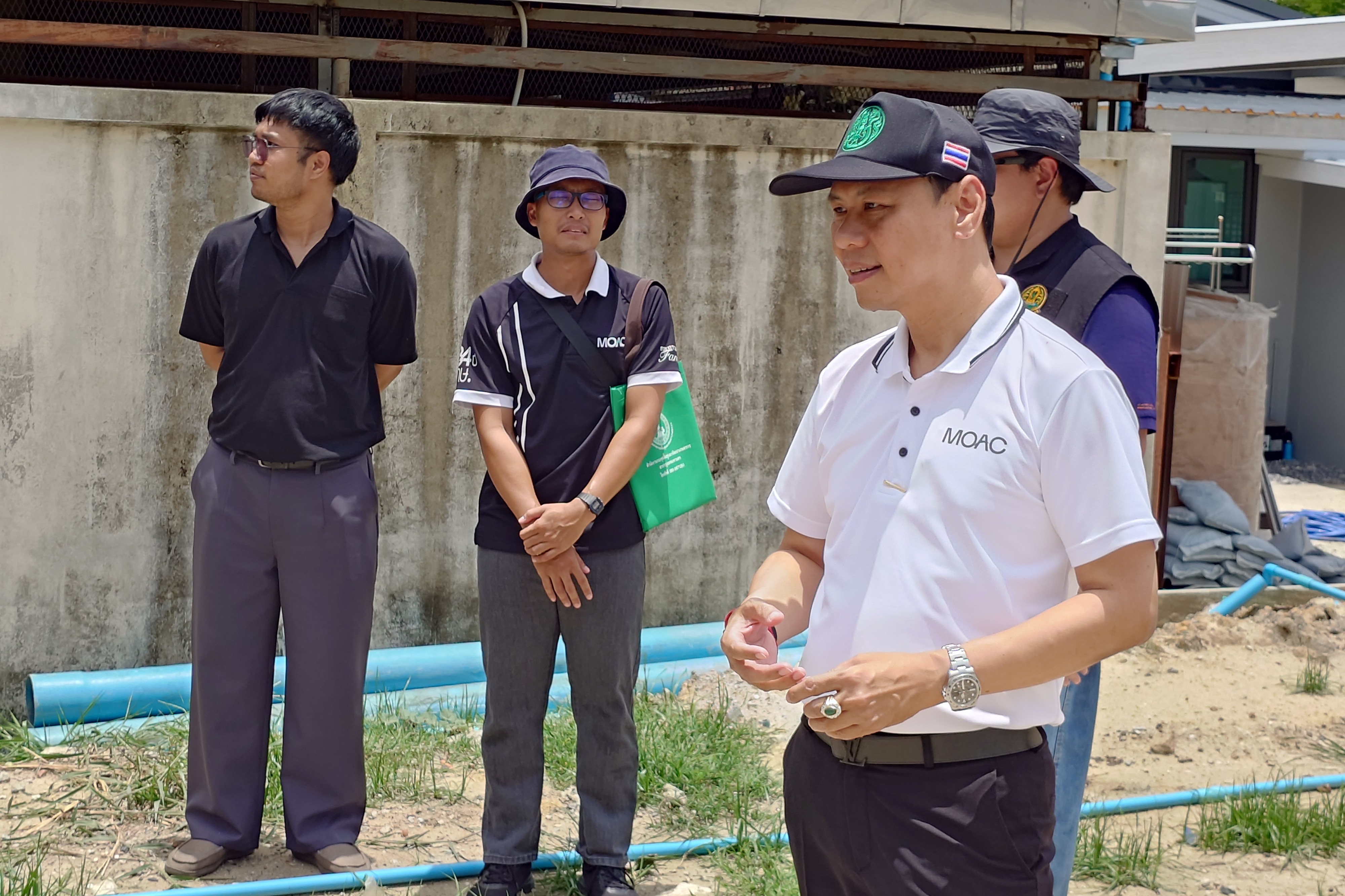 title - สพท. ร่วมคณะทำงานกระทรวงเกษตรฯ ลุยตรวจแปลงทดสอบนวัตกรรมเกษตรเขตเมือง นำร่องกรุงเทพมหานคร