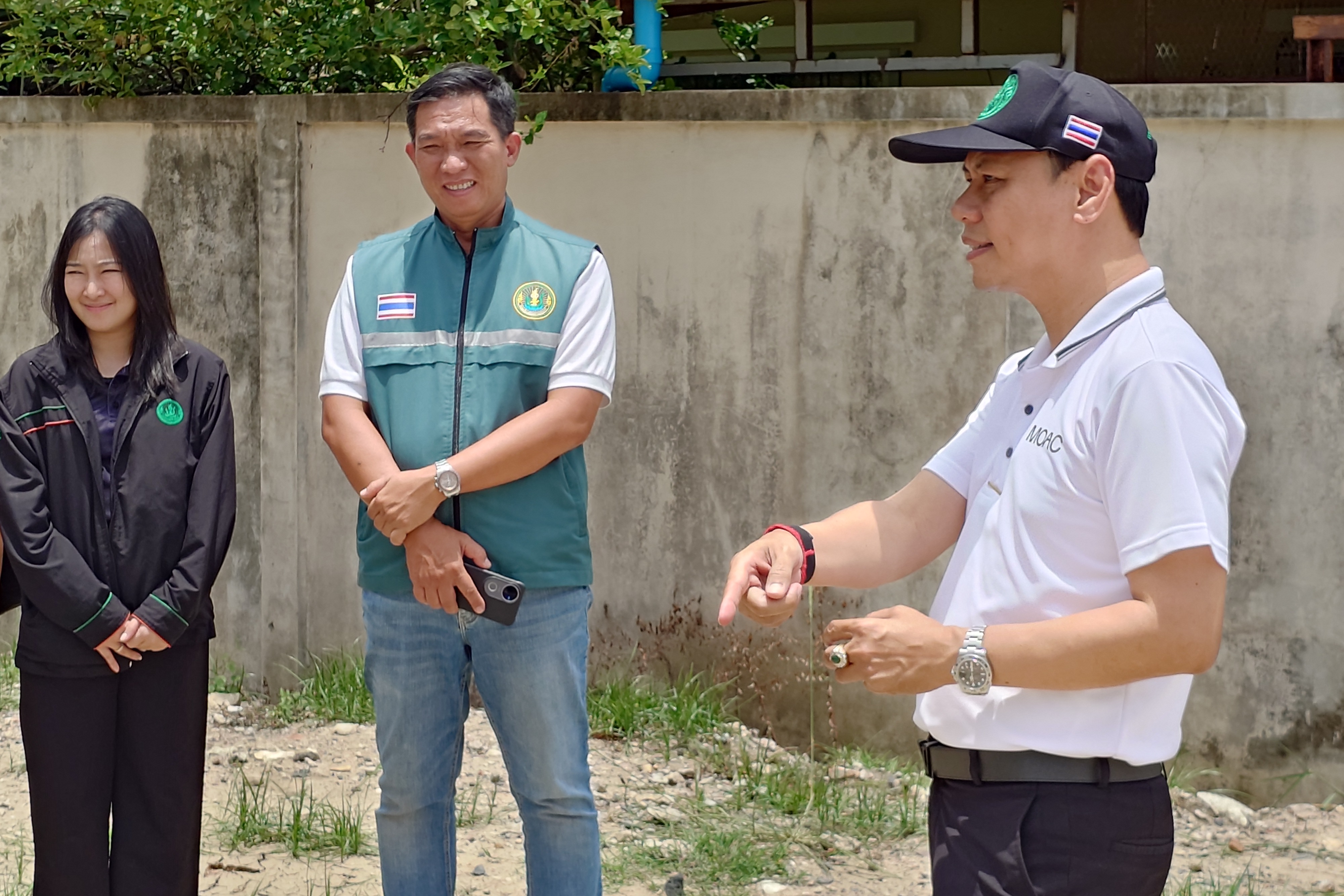 title - สพท. ร่วมคณะทำงานกระทรวงเกษตรฯ ลุยตรวจแปลงทดสอบนวัตกรรมเกษตรเขตเมือง นำร่องกรุงเทพมหานคร
