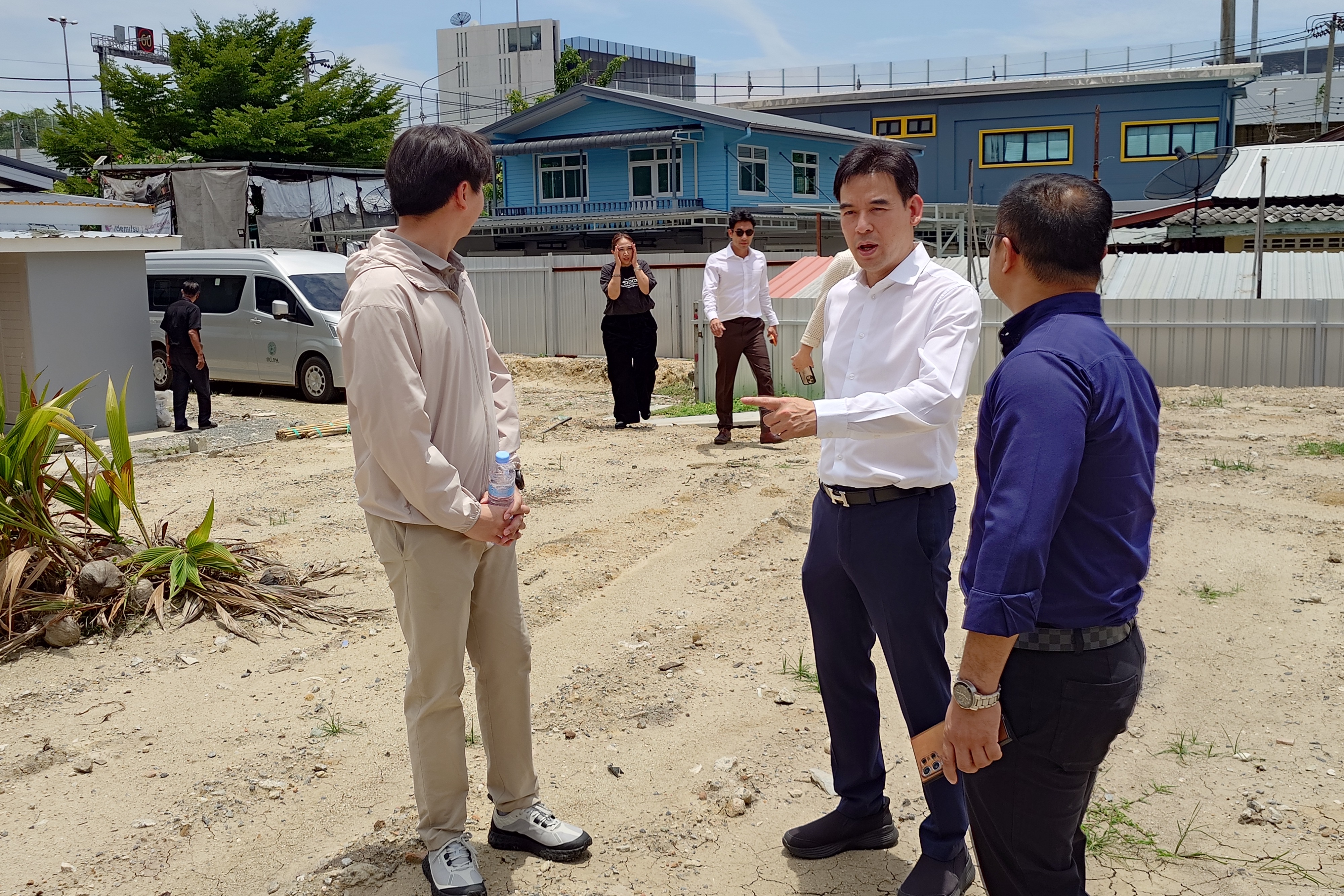 title - สพท. ร่วมคณะทำงานกระทรวงเกษตรฯ ลุยตรวจแปลงทดสอบนวัตกรรมเกษตรเขตเมือง นำร่องกรุงเทพมหานคร