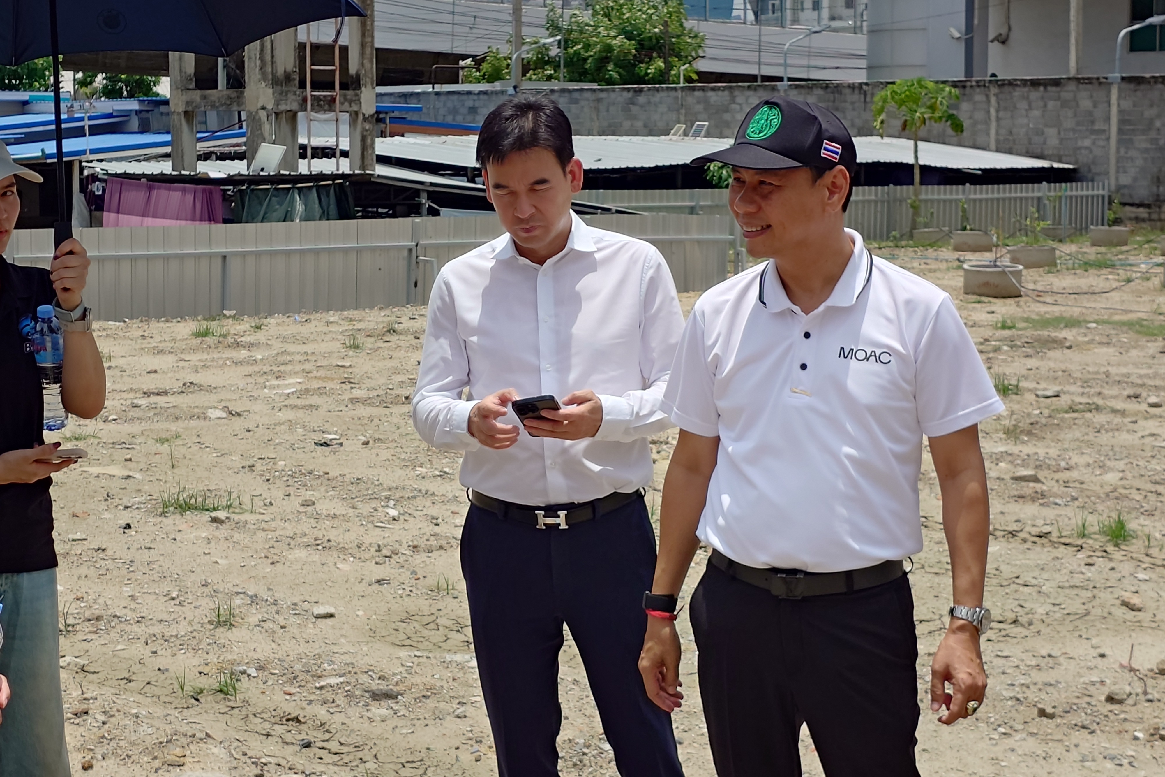 title - สพท. ร่วมคณะทำงานกระทรวงเกษตรฯ ลุยตรวจแปลงทดสอบนวัตกรรมเกษตรเขตเมือง นำร่องกรุงเทพมหานคร