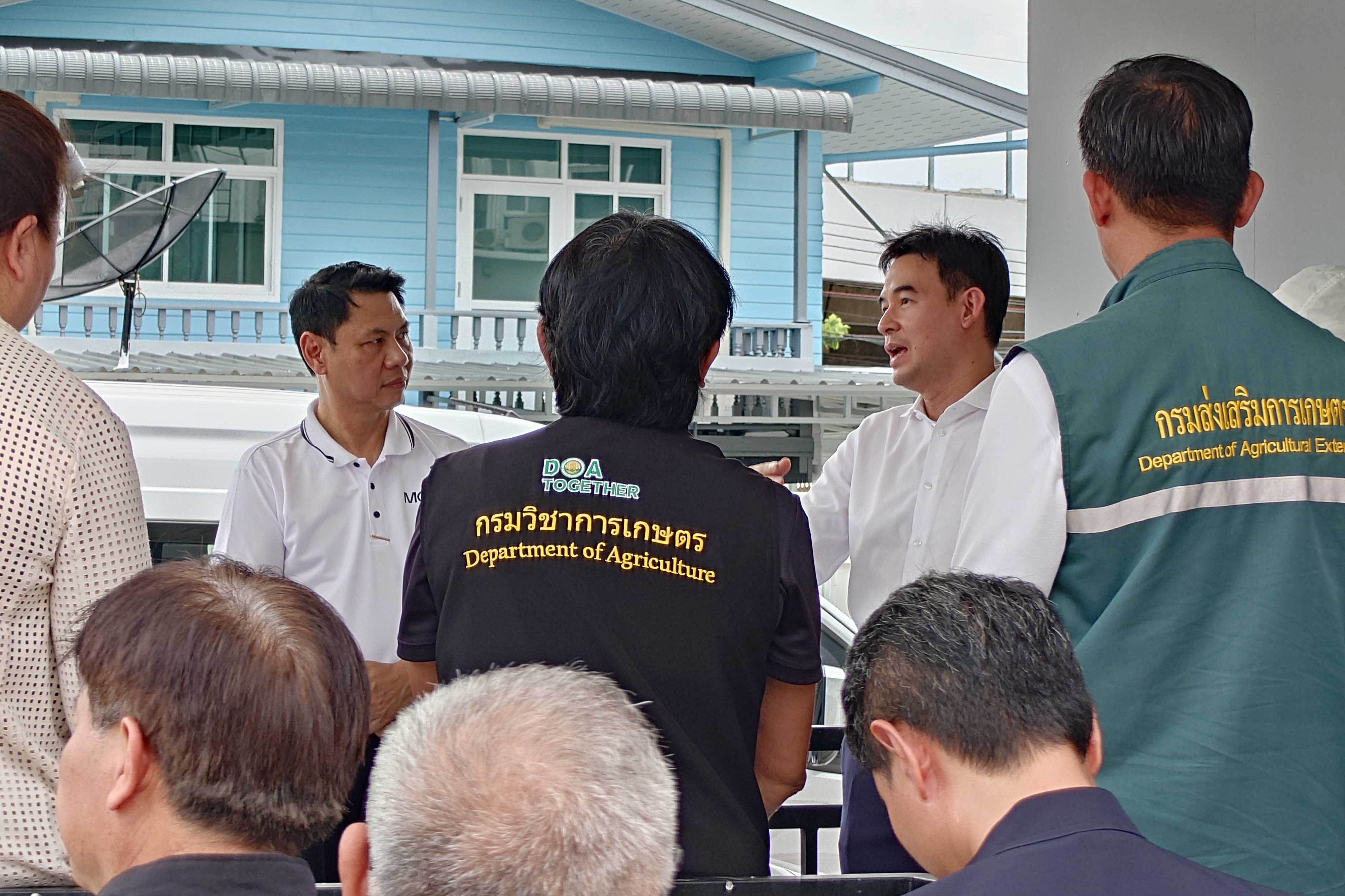 title - สพท. ร่วมคณะทำงานกระทรวงเกษตรฯ ลุยตรวจแปลงทดสอบนวัตกรรมเกษตรเขตเมือง นำร่องกรุงเทพมหานคร