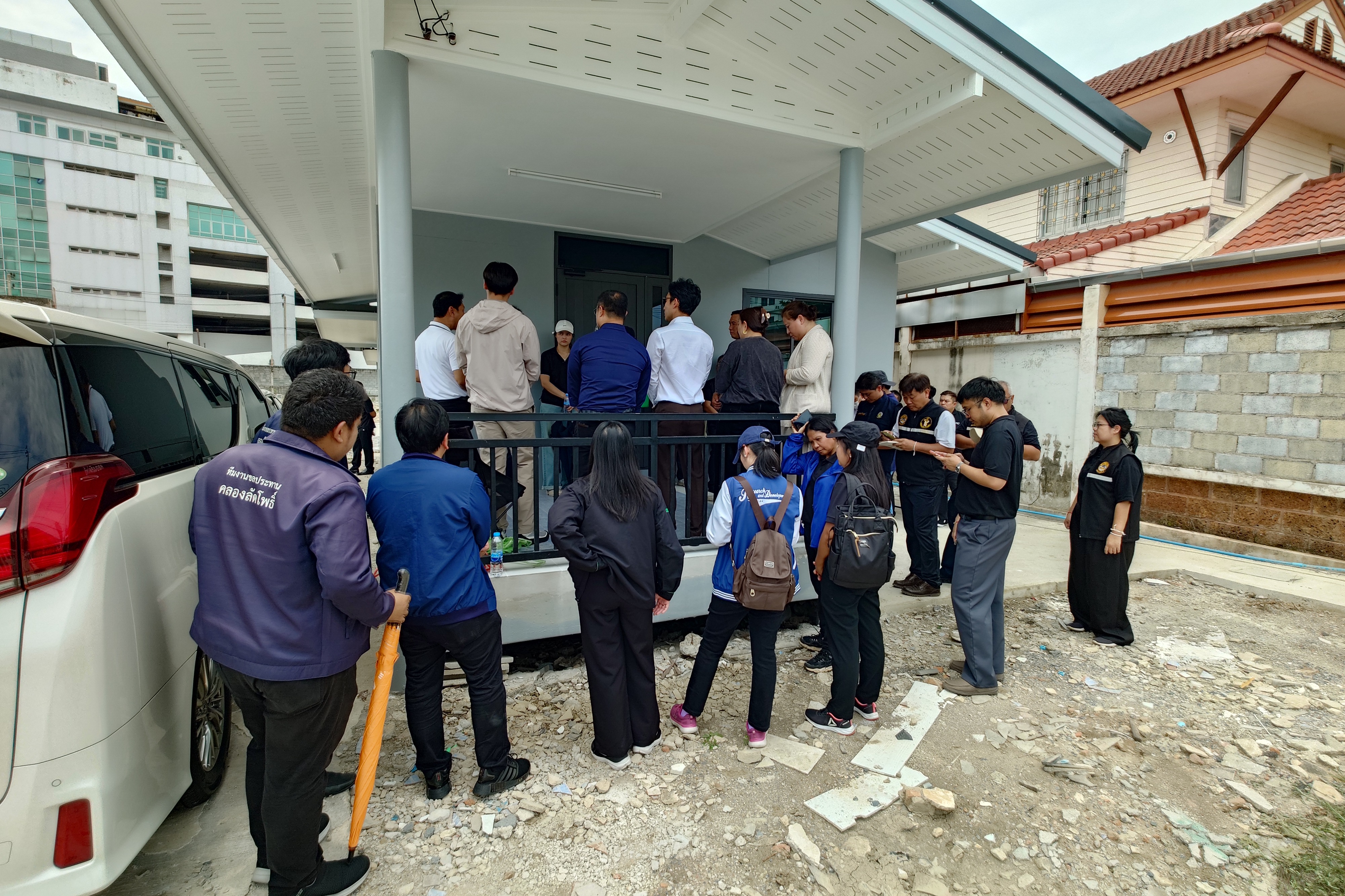 title - สพท. ร่วมคณะทำงานกระทรวงเกษตรฯ ลุยตรวจแปลงทดสอบนวัตกรรมเกษตรเขตเมือง นำร่องกรุงเทพมหานคร