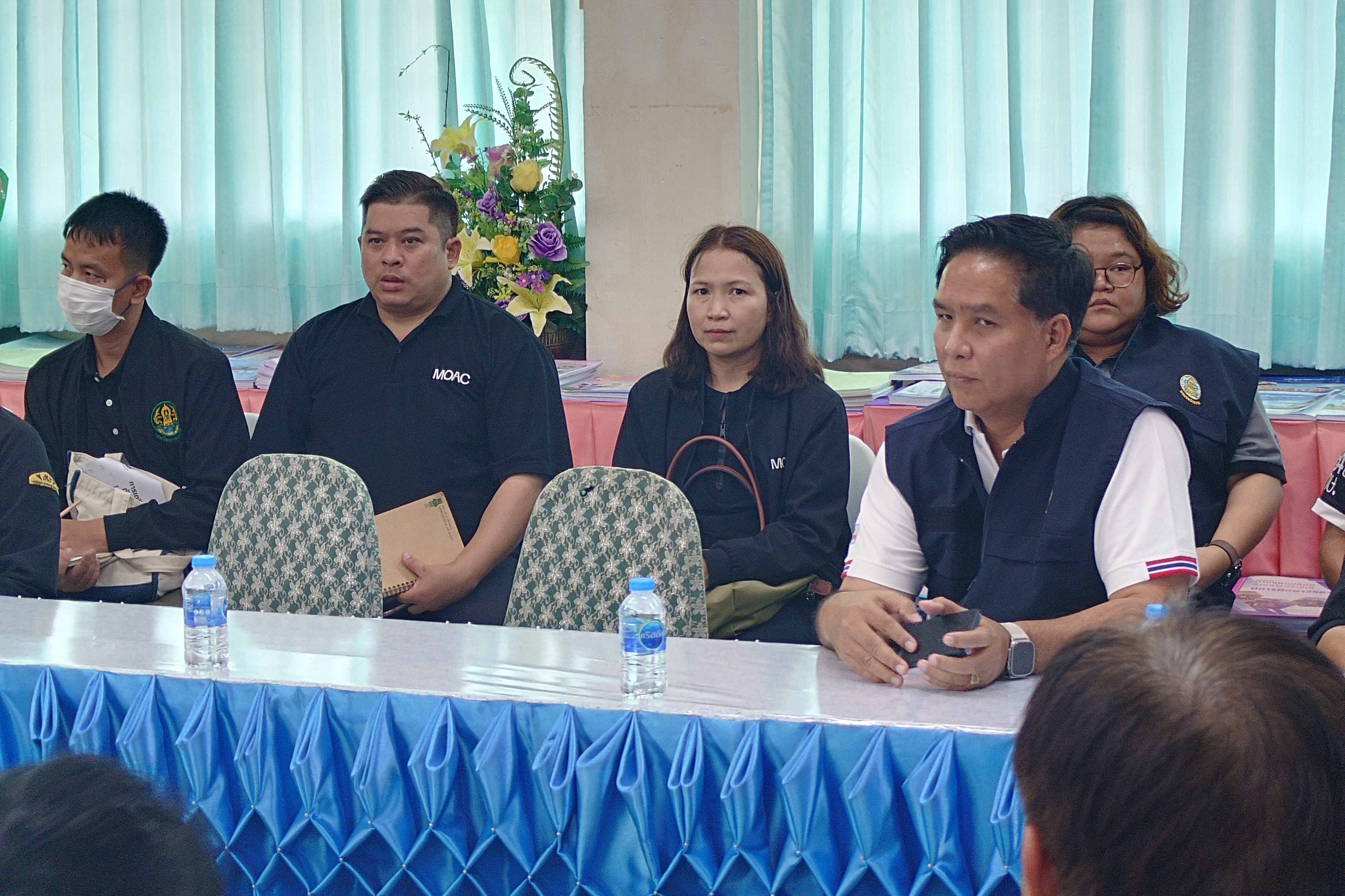 title - สพท. ร่วมคณะทำงานกระทรวงเกษตรฯ ลุยตรวจแปลงทดสอบนวัตกรรมเกษตรเขตเมือง นำร่องกรุงเทพมหานคร