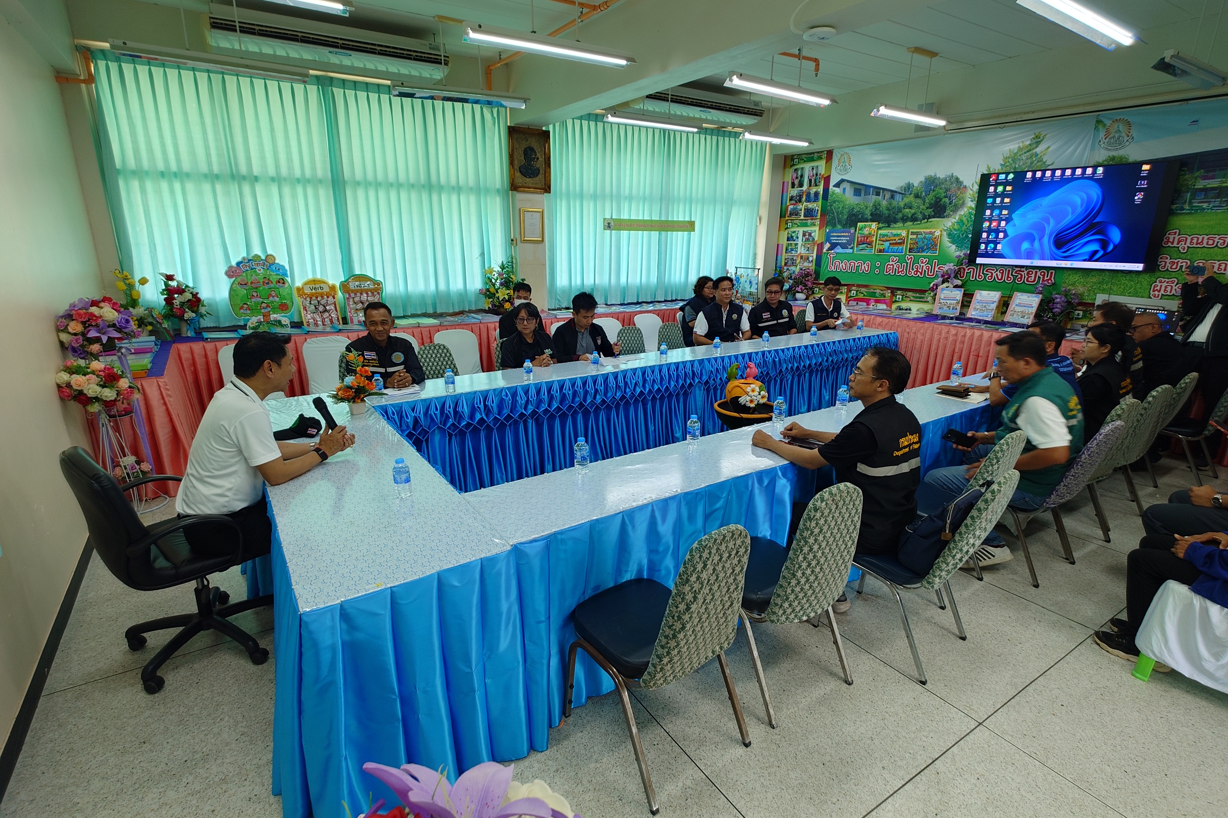 title - สพท. ร่วมคณะทำงานกระทรวงเกษตรฯ ลุยตรวจแปลงทดสอบนวัตกรรมเกษตรเขตเมือง นำร่องกรุงเทพมหานคร