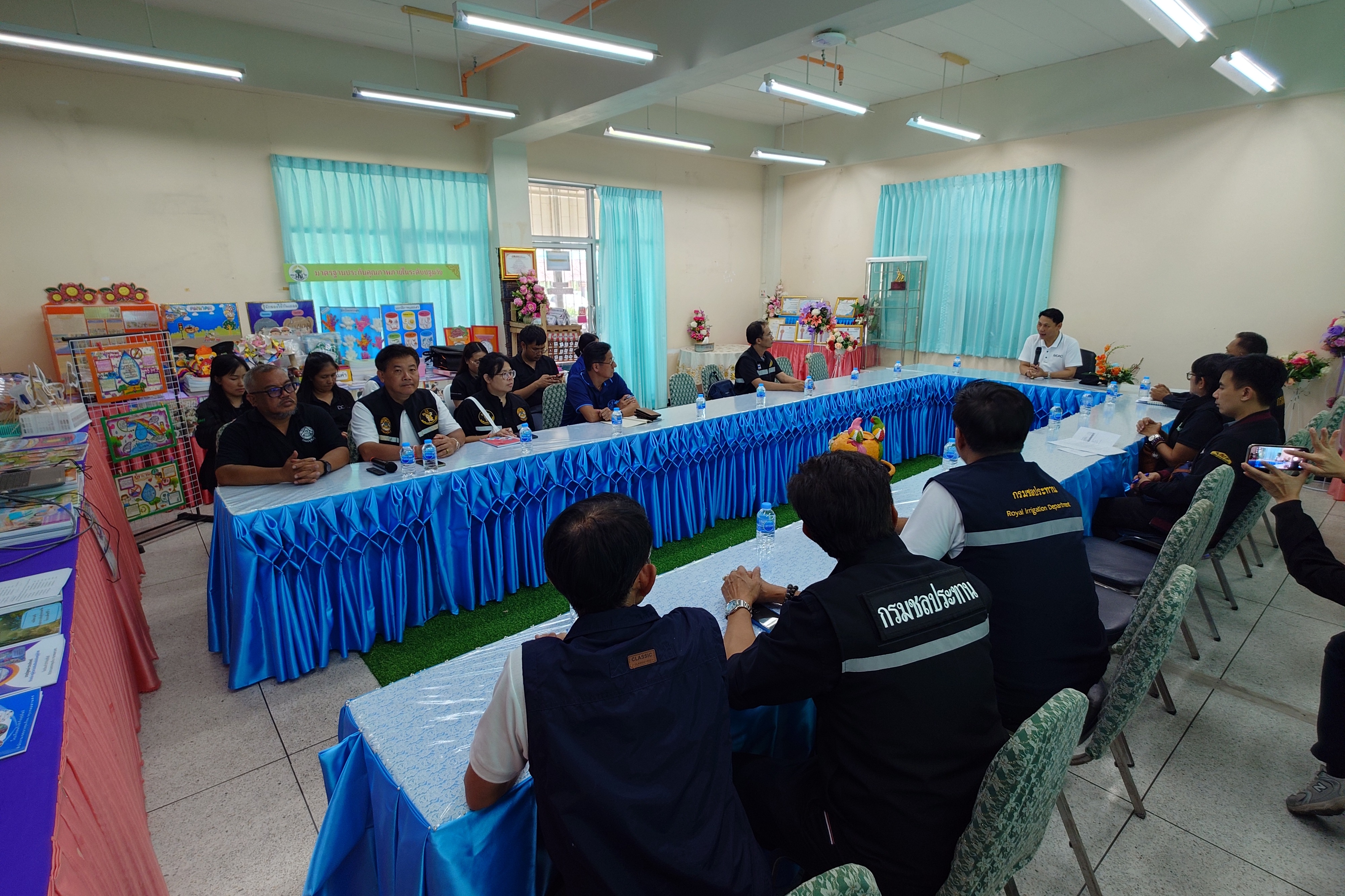 title - สพท. ร่วมคณะทำงานกระทรวงเกษตรฯ ลุยตรวจแปลงทดสอบนวัตกรรมเกษตรเขตเมือง นำร่องกรุงเทพมหานคร