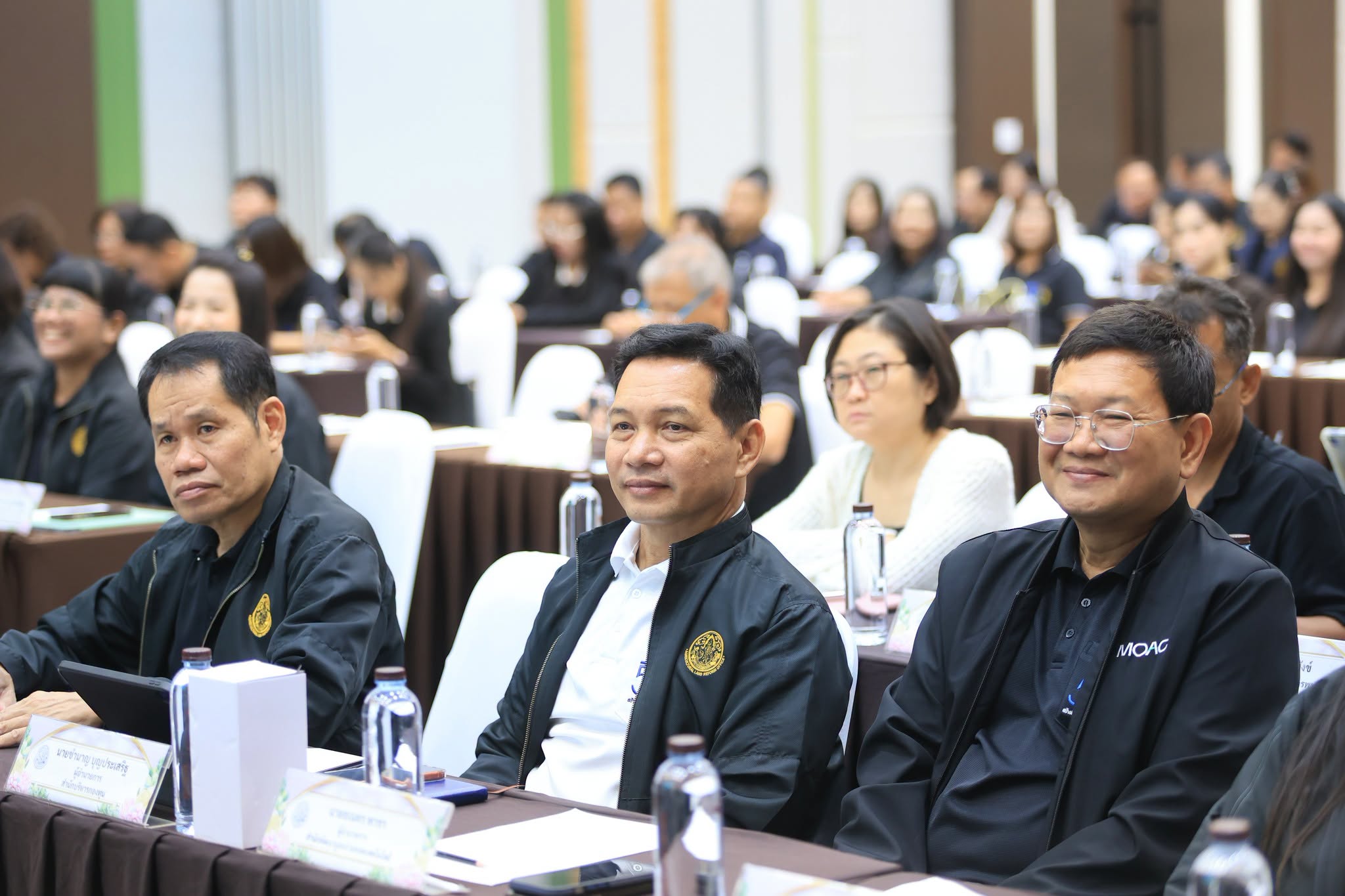 title - ผอ.สพท. ร่วมเปิดโครงการสัมมนา การยกระดับประสิทธิภาพการดำเนินงานจัดที่ดินและกองทุนการปฏิรูปที่ดินฯ เตรียมความพร้อมการดำเนินงานและการประเมินผลทุนหมุนเวียน ปีงบ 70