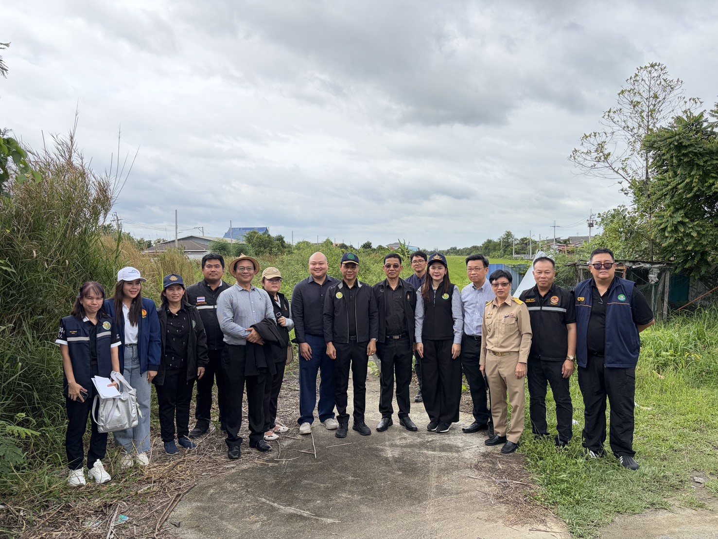 title - สพท. ลงพื้นที่ตรวจแปลงทดสอบโครงการแปลงว่างสร้างค่า จ.นนทบุรี