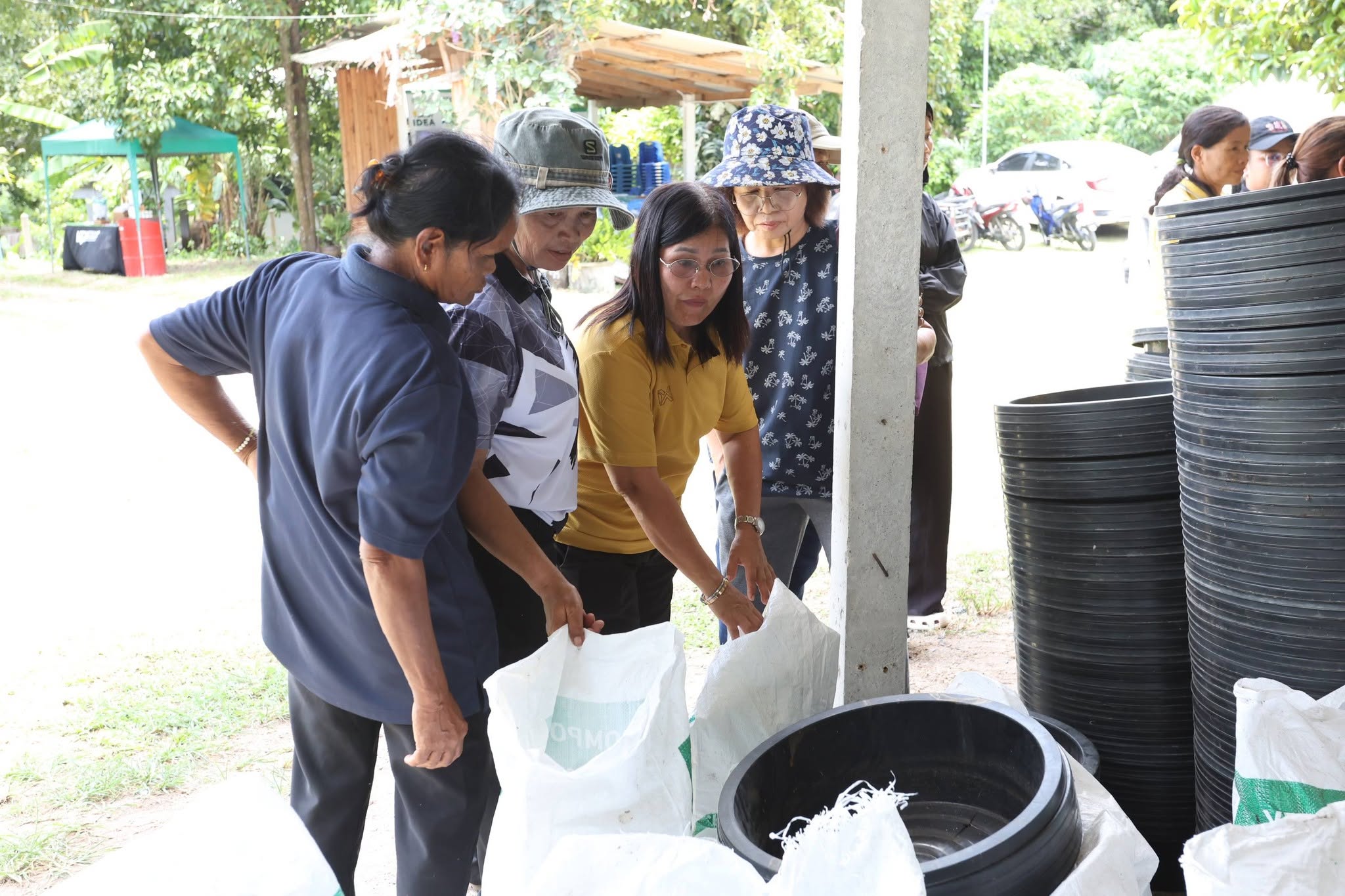 title - กพม. ลุยพัทลุง ถอดบทเรียน Smart Farmer ต้นแบบ อ.ควนขนุน มุ่งลดต้นทุน เพิ่มรายได้หมุนเวียนอย่างยั่งยืน