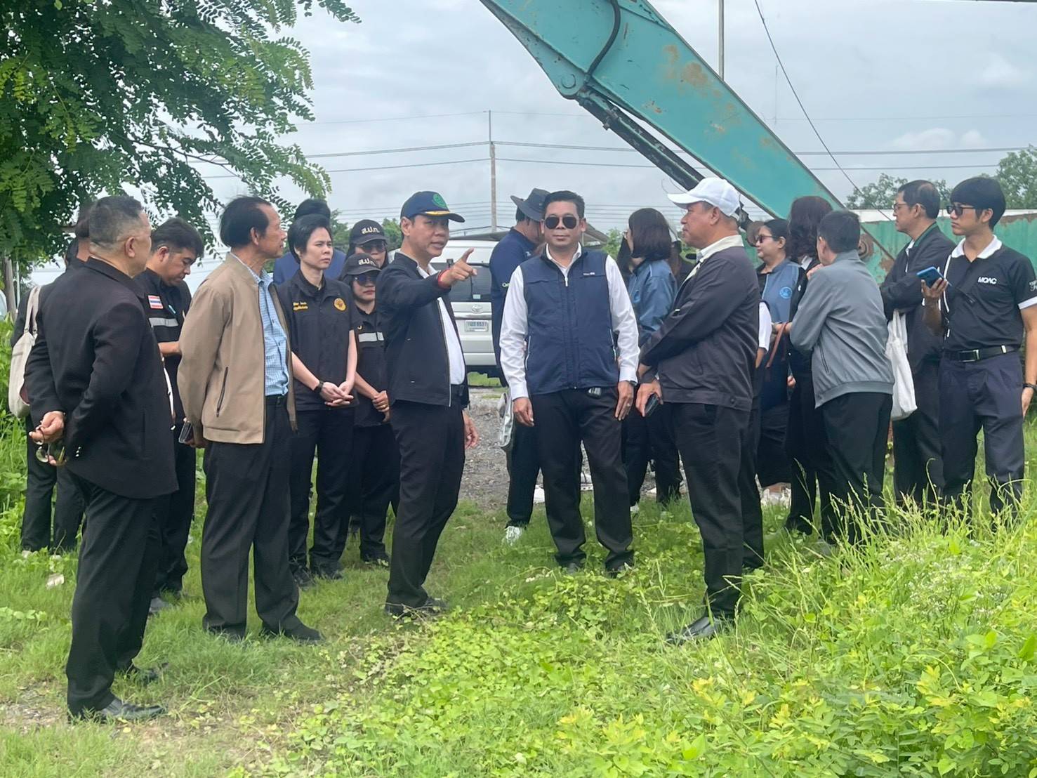 title - สพท. ลงพื้นที่ตรวจแปลงทดสอบโครงการแปลงว่างสร้างค่า จ.ปทุมธานี