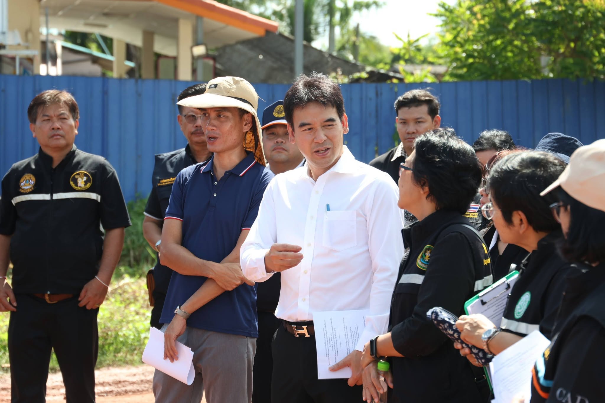 title - ส.ป.ก. ร่วมคณะลงพื้นที่ตรวจเยี่ยมแปลงทดสอบ โครงการพัฒนาพื้นที่การเกษตรนวัตกรรมและเกษตรกรรุ่นใหม่ฯ จ.สมุทรสาคร