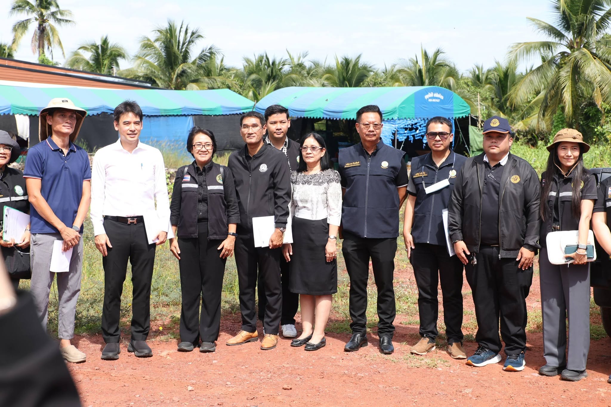 title - ส.ป.ก. ร่วมคณะลงพื้นที่ตรวจเยี่ยมแปลงทดสอบ โครงการพัฒนาพื้นที่การเกษตรนวัตกรรมและเกษตรกรรุ่นใหม่ฯ จ.สมุทรสาคร