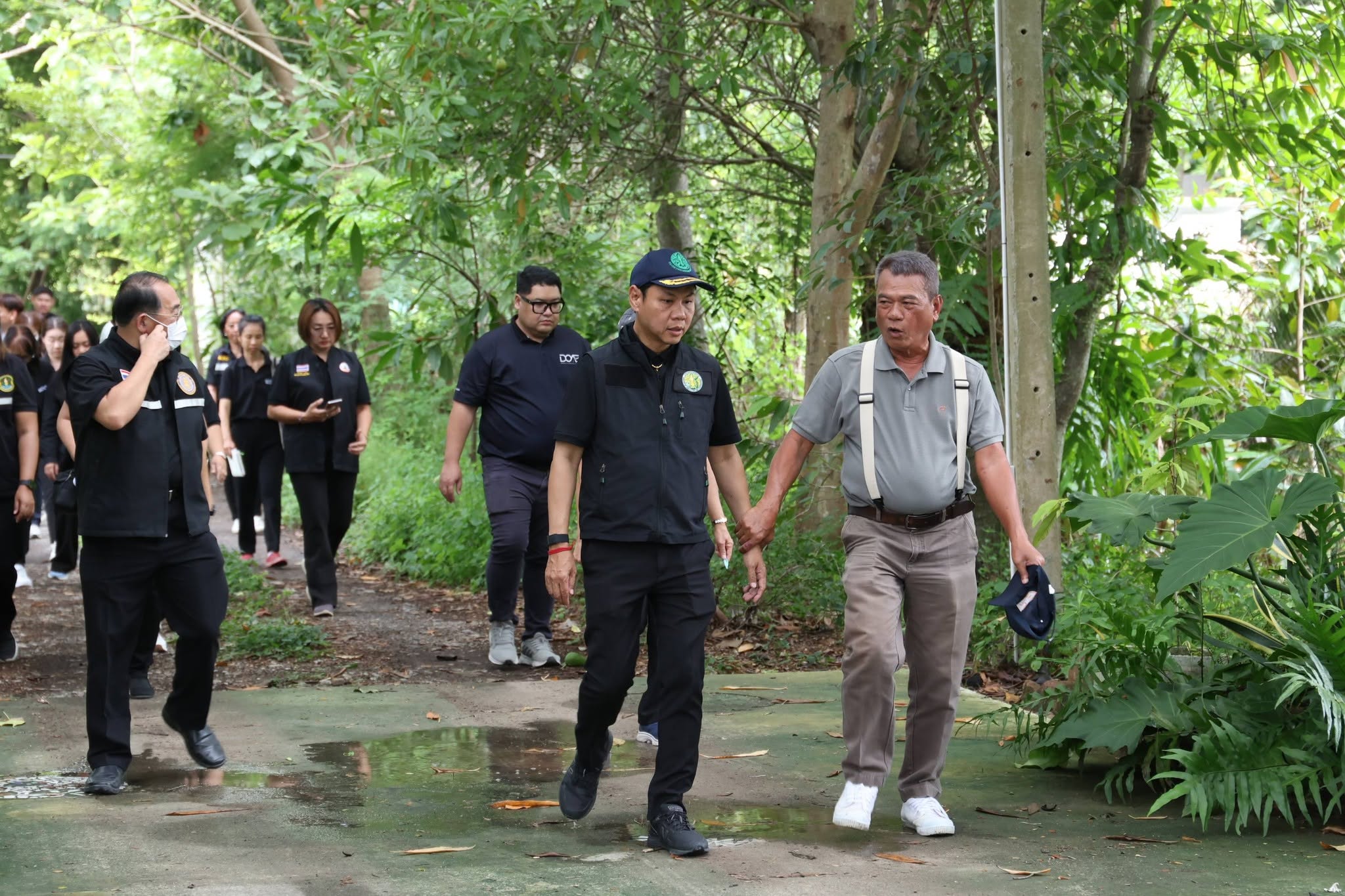 title - ส.ป.ก. ร่วมคณะทำงานรองปลัด กษ. ตรวจปิดท้ายแปลงทดสอบโครงการที่ว่างสร้างค่า จ.นครปฐม
