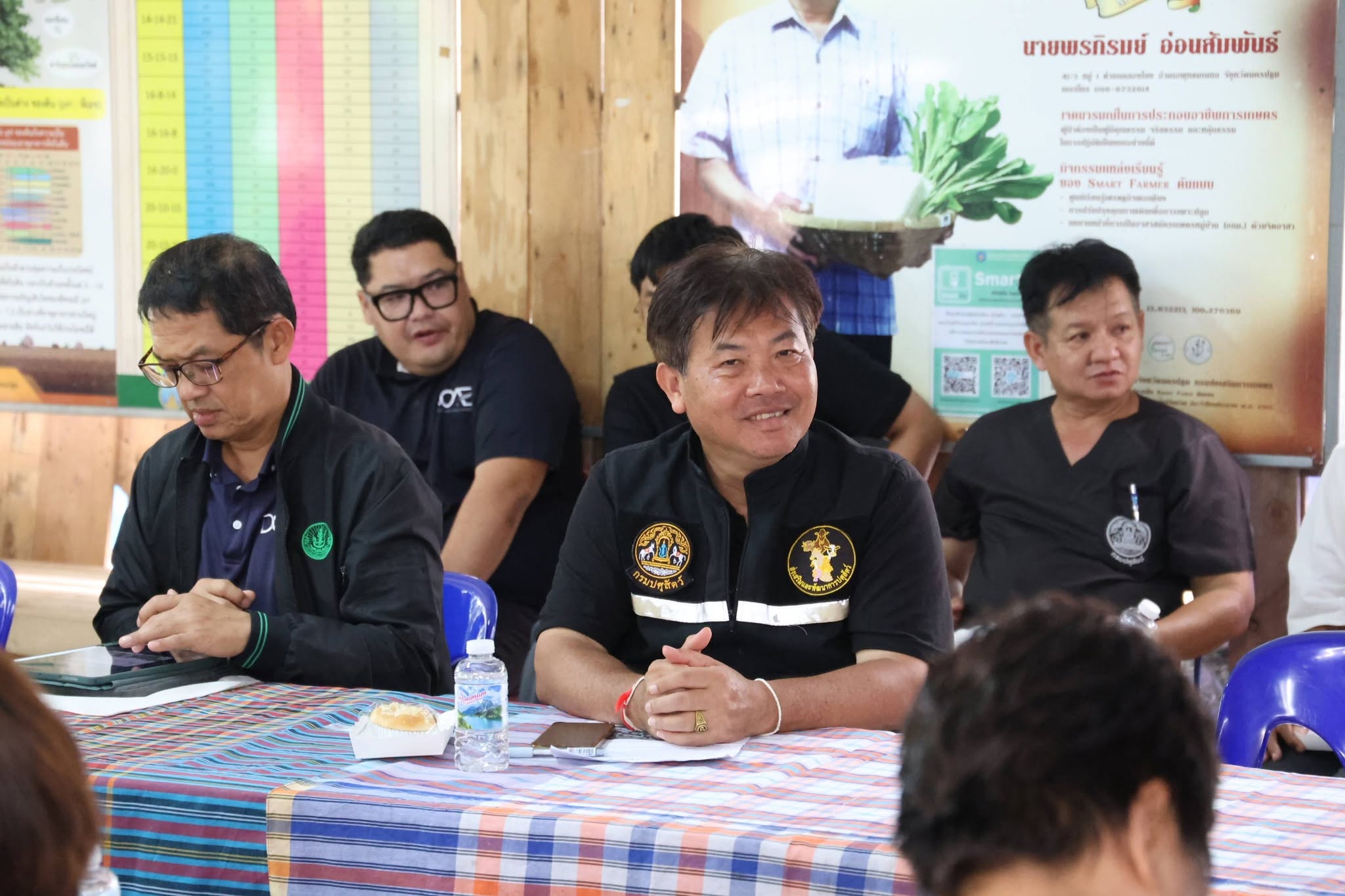 title - ส.ป.ก. ร่วมคณะทำงานรองปลัด กษ. ตรวจปิดท้ายแปลงทดสอบโครงการที่ว่างสร้างค่า จ.นครปฐม