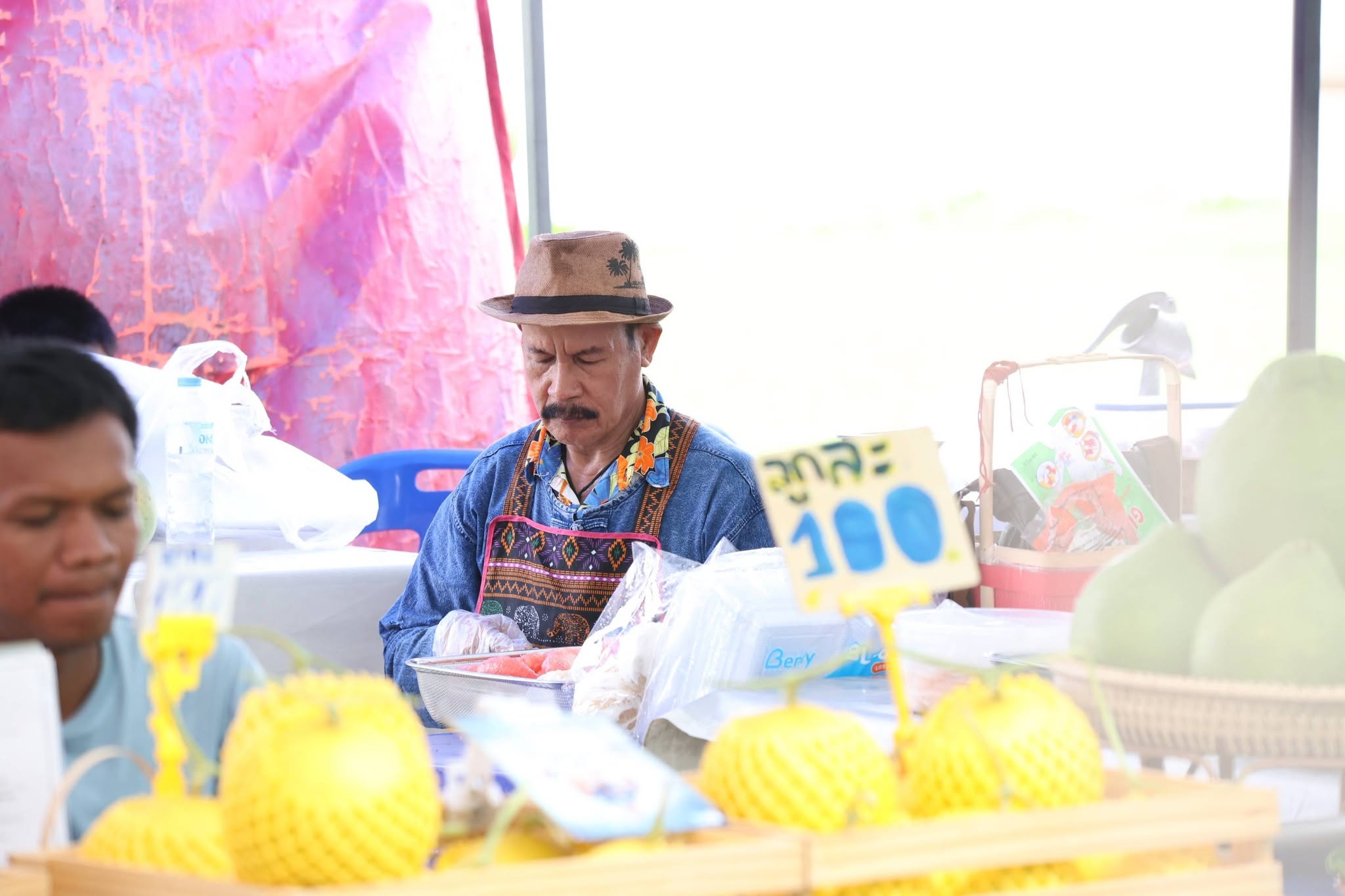 title - เปิดแล้ว! งานใหญ่บางไทร “ตลาดเกษตรศิลป์ แผ่นดินทอง” ชวนชมนิทรรศการ-ช้อปของดี 22–24 ส.ค. นี้