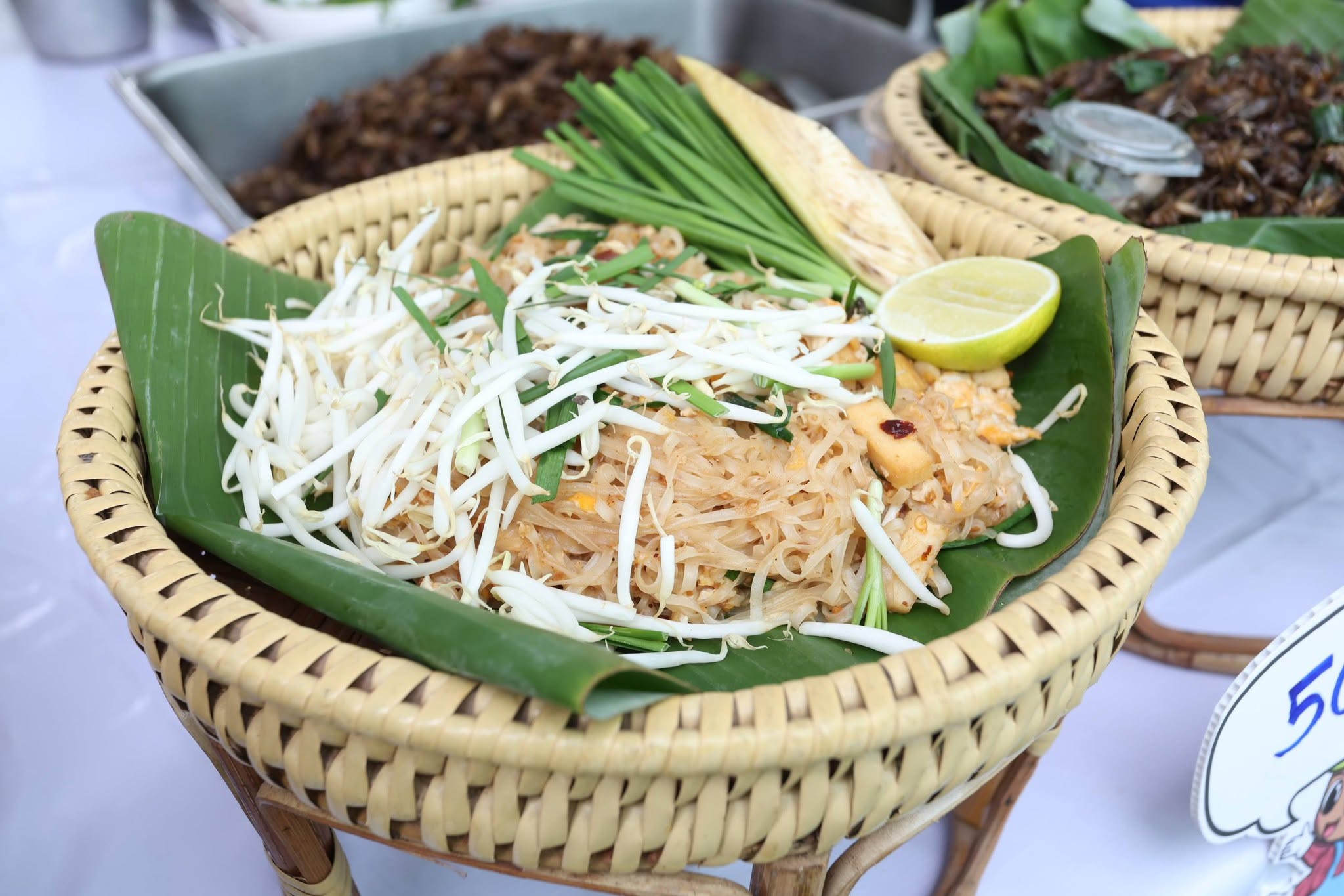 title - เปิดแล้ว! งานใหญ่บางไทร “ตลาดเกษตรศิลป์ แผ่นดินทอง” ชวนชมนิทรรศการ-ช้อปของดี 22–24 ส.ค. นี้