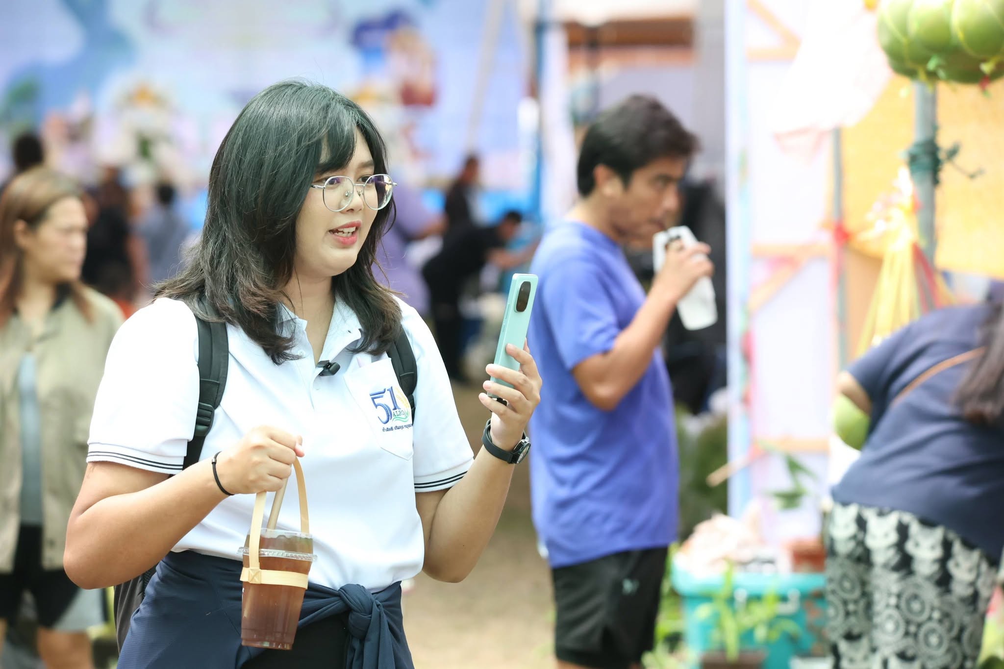 title - สพท. ผนึกกำลัง ศพส. รันกิจกรรมและตลาดเกษตรศิลป์ วันแรกในงาน “สืบสานพระราชปณิธาน สร้างงานเกษตรกรรม เลิศล้ำงานหัตถศิลป์ ท่องเที่ยวถิ่นวิถีไทย”