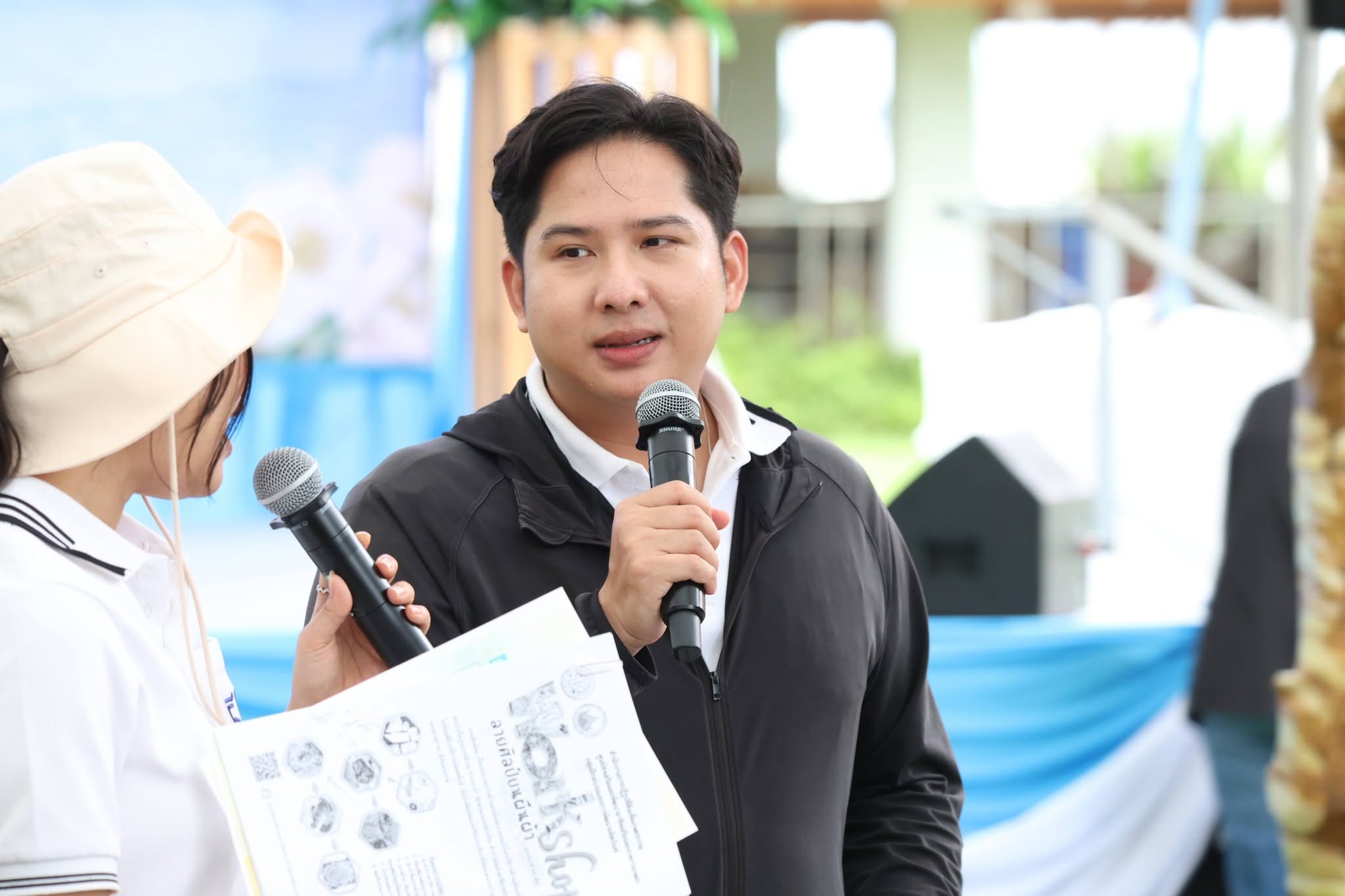title - สพท. ผนึกกำลัง ศพส. รันกิจกรรมและตลาดเกษตรศิลป์ วันแรกในงาน “สืบสานพระราชปณิธาน สร้างงานเกษตรกรรม เลิศล้ำงานหัตถศิลป์ ท่องเที่ยวถิ่นวิถีไทย”