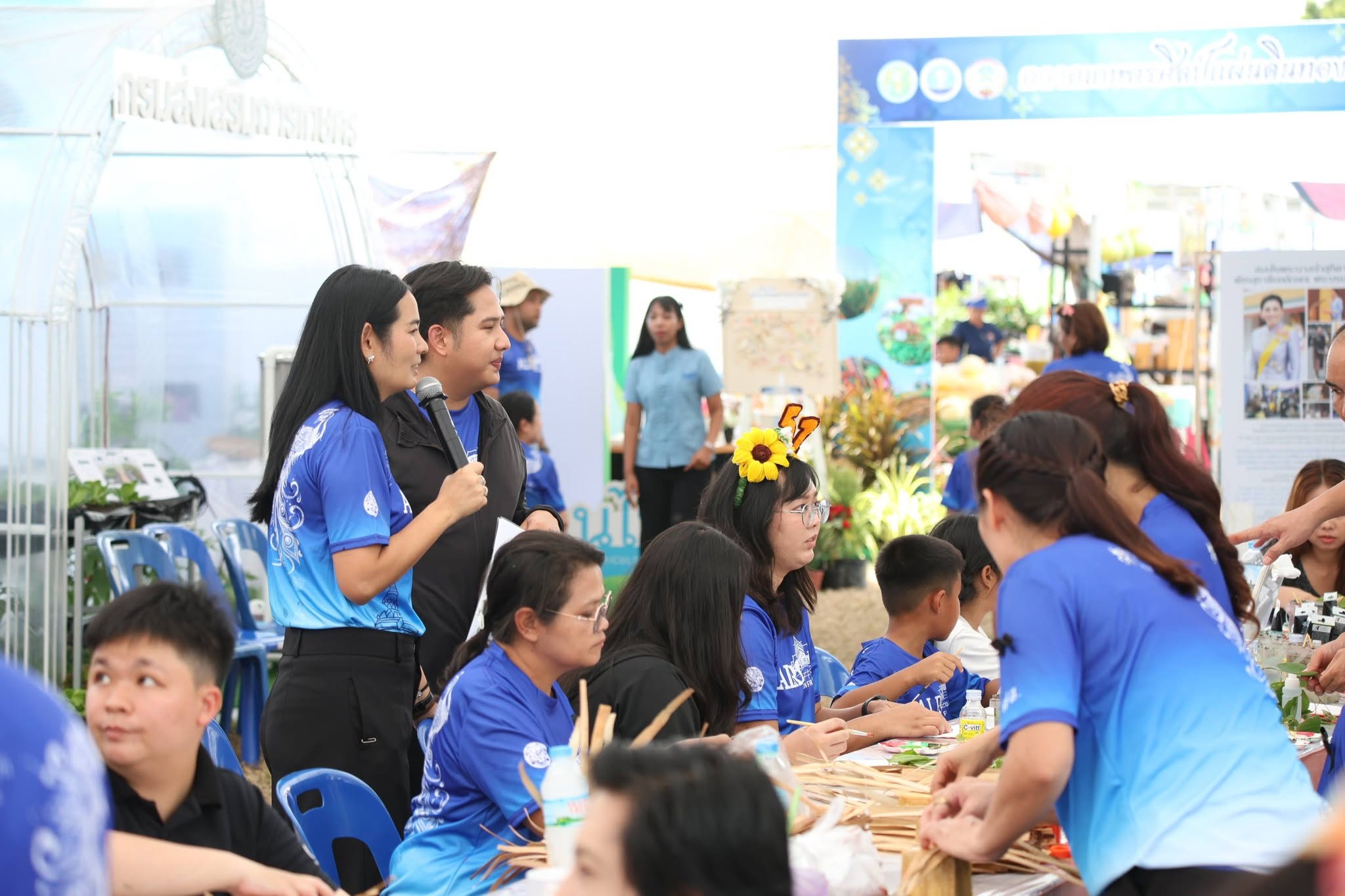 title - คึกคักรับวันที่สอง สพท. ส่งทีมร่วมสร้างสีสันงาน “สืบสานพระราชปณิธานฯ” ชวนช้อป-ชิม-เวิร์กช็อปถึงวันพรุ่งนี้