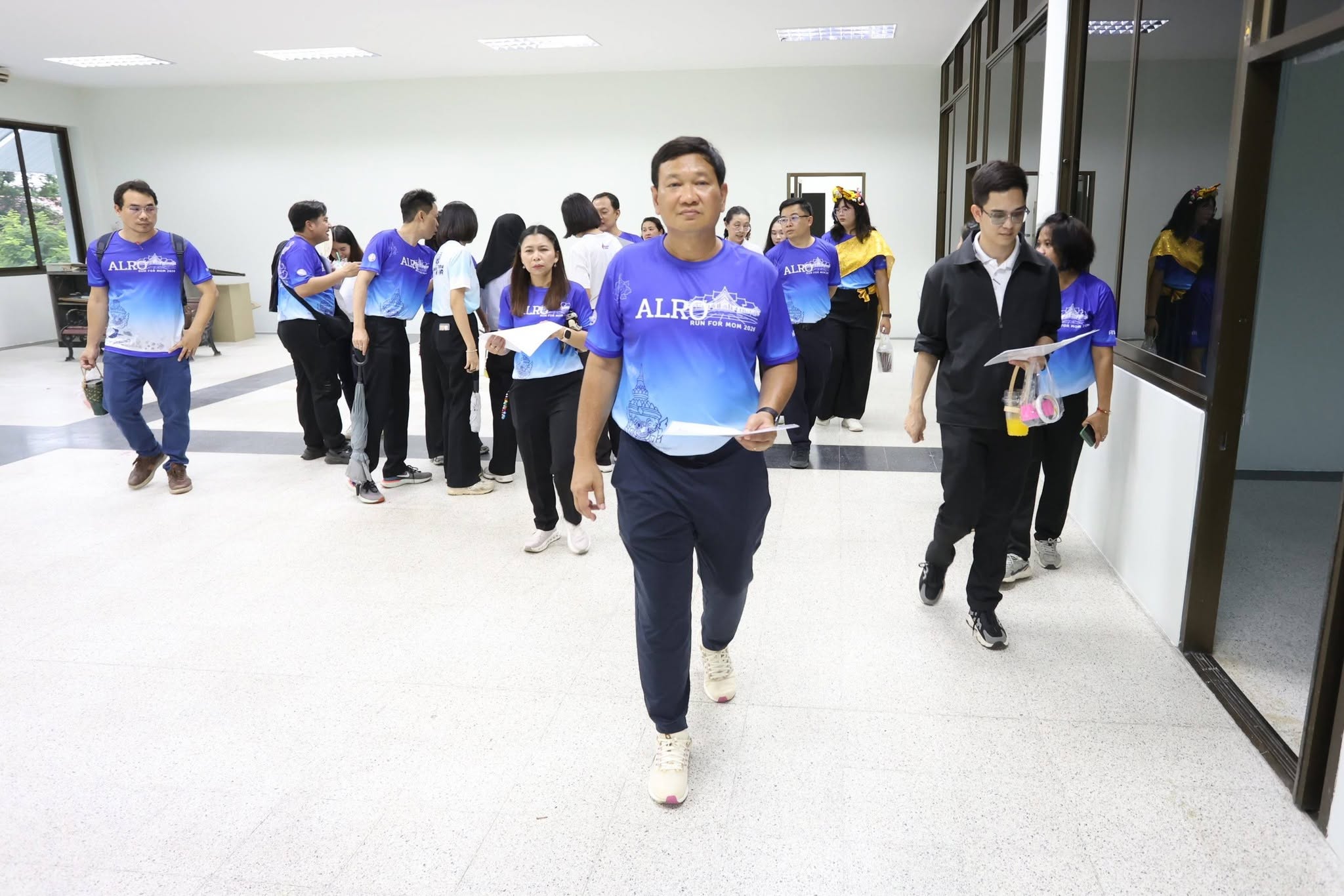 title - สพท. ยกทีมสำรวจที่ตั้งสำนักงานชั่วคราวบางไทร จัดสรรพื้นที่ทำงานเตรียมพร้อมขนย้าย