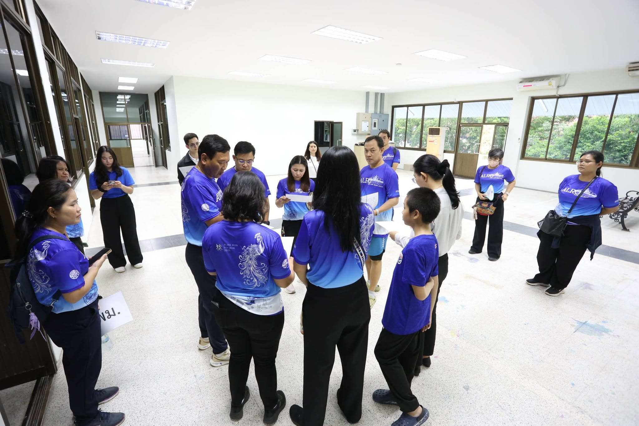 title - สพท. ยกทีมสำรวจที่ตั้งสำนักงานชั่วคราวบางไทร จัดสรรพื้นที่ทำงานเตรียมพร้อมขนย้าย