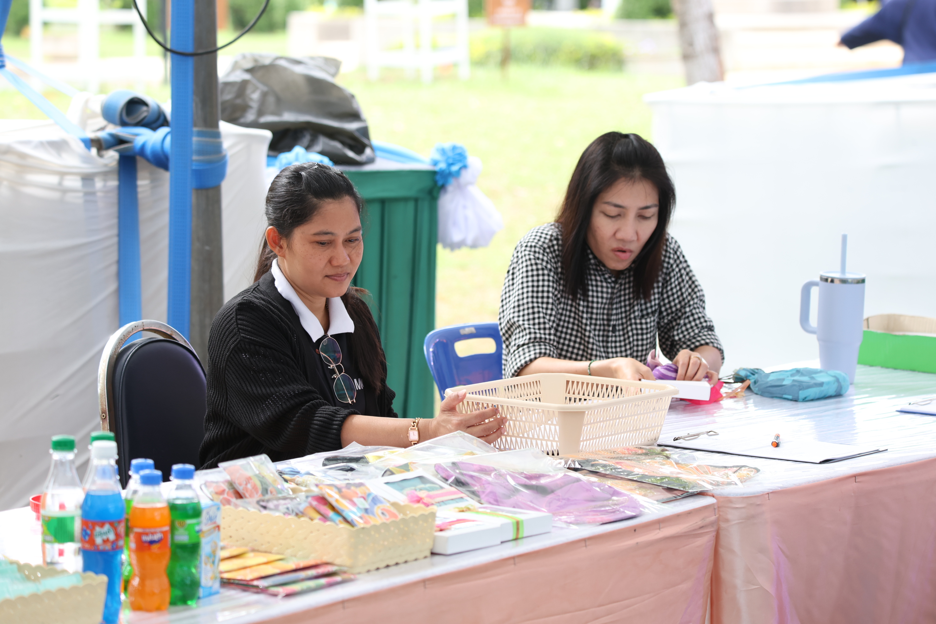 title - ส.ป.ก. ส่งท้าย “ตลาดเกษตรศิลป์ แผ่นดินทอง” วันสุดท้าย ต่อยอดโอกาสและรายได้สู่เกษตรกรในเขตปฏิรูปที่ดิน