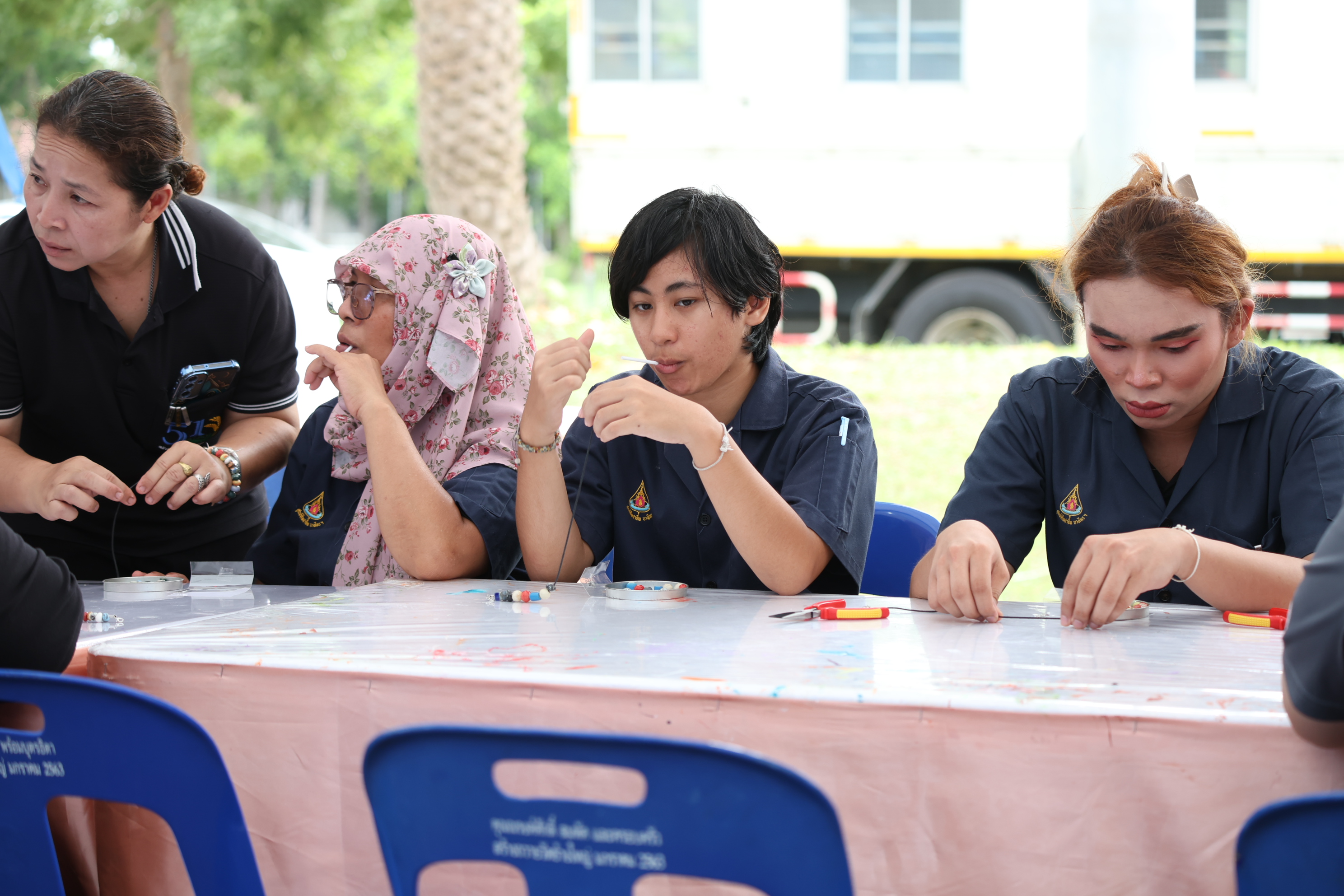 title - ส.ป.ก. ส่งท้าย “ตลาดเกษตรศิลป์ แผ่นดินทอง” วันสุดท้าย ต่อยอดโอกาสและรายได้สู่เกษตรกรในเขตปฏิรูปที่ดิน