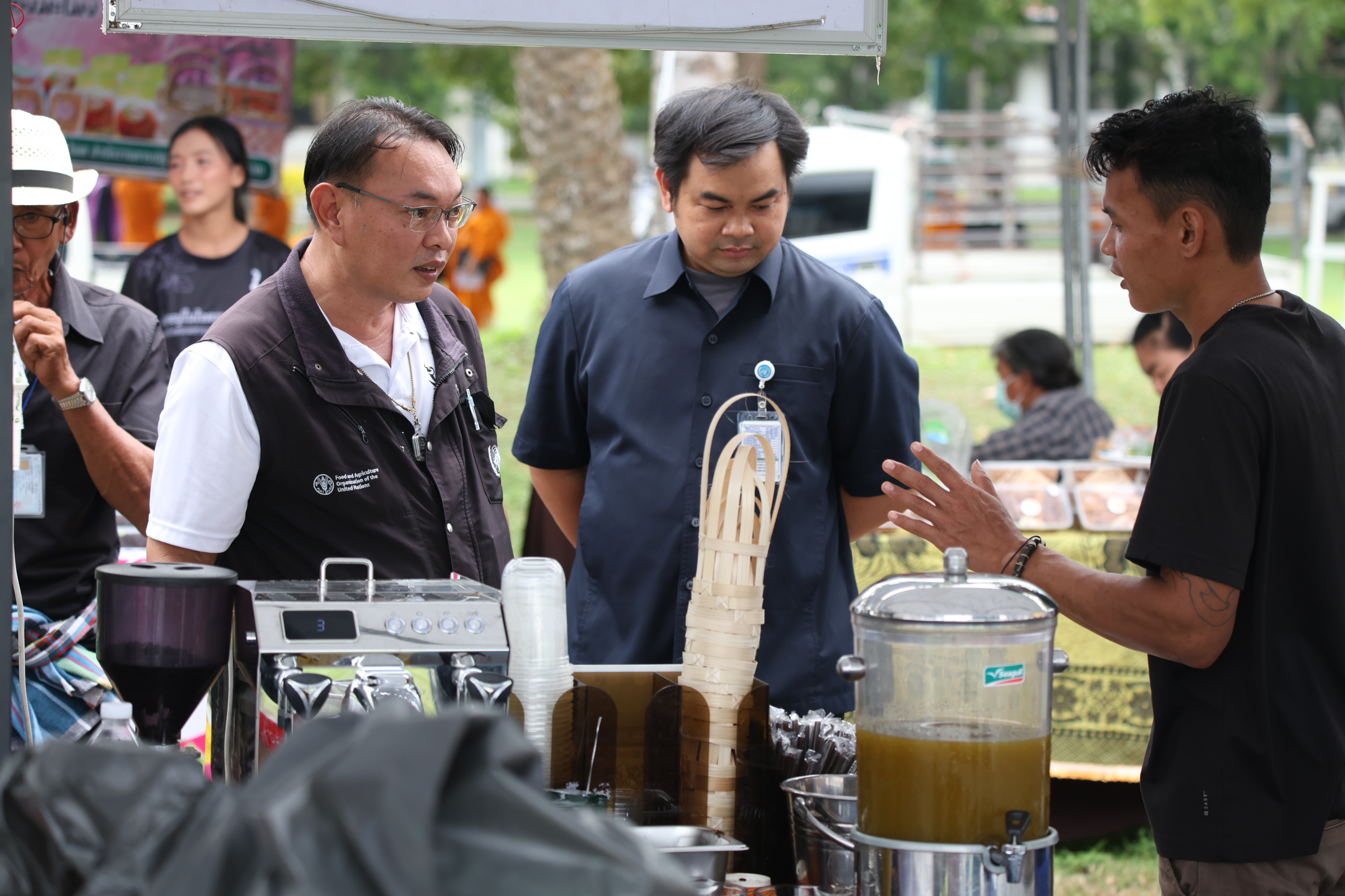 title - ส.ป.ก. ส่งท้าย “ตลาดเกษตรศิลป์ แผ่นดินทอง” วันสุดท้าย ต่อยอดโอกาสและรายได้สู่เกษตรกรในเขตปฏิรูปที่ดิน