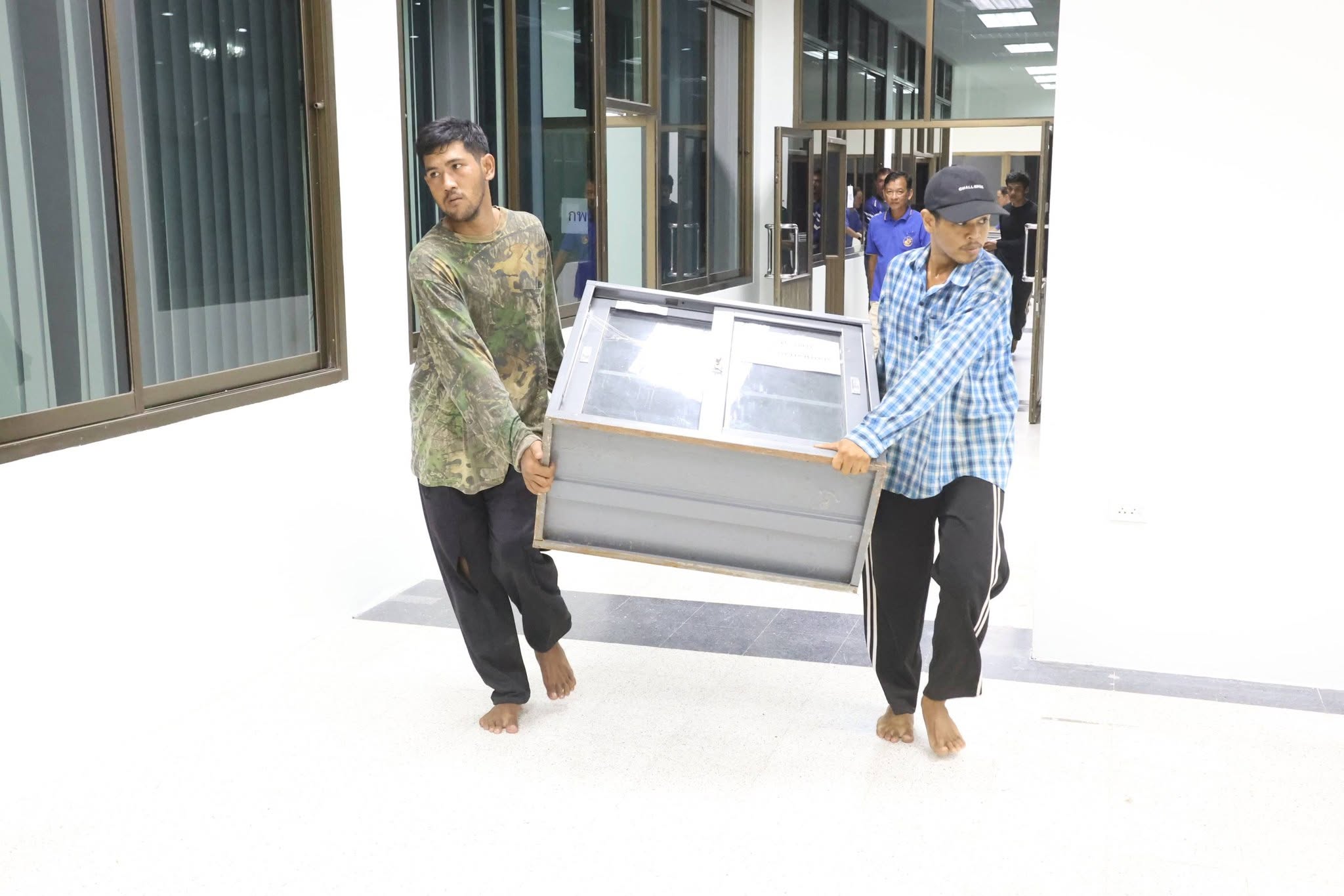 title - ขยับระลอกแรก สพท. เคลื่อนย้ายครุภัณฑ์ชุดแรกมา ศพส. บางไทร